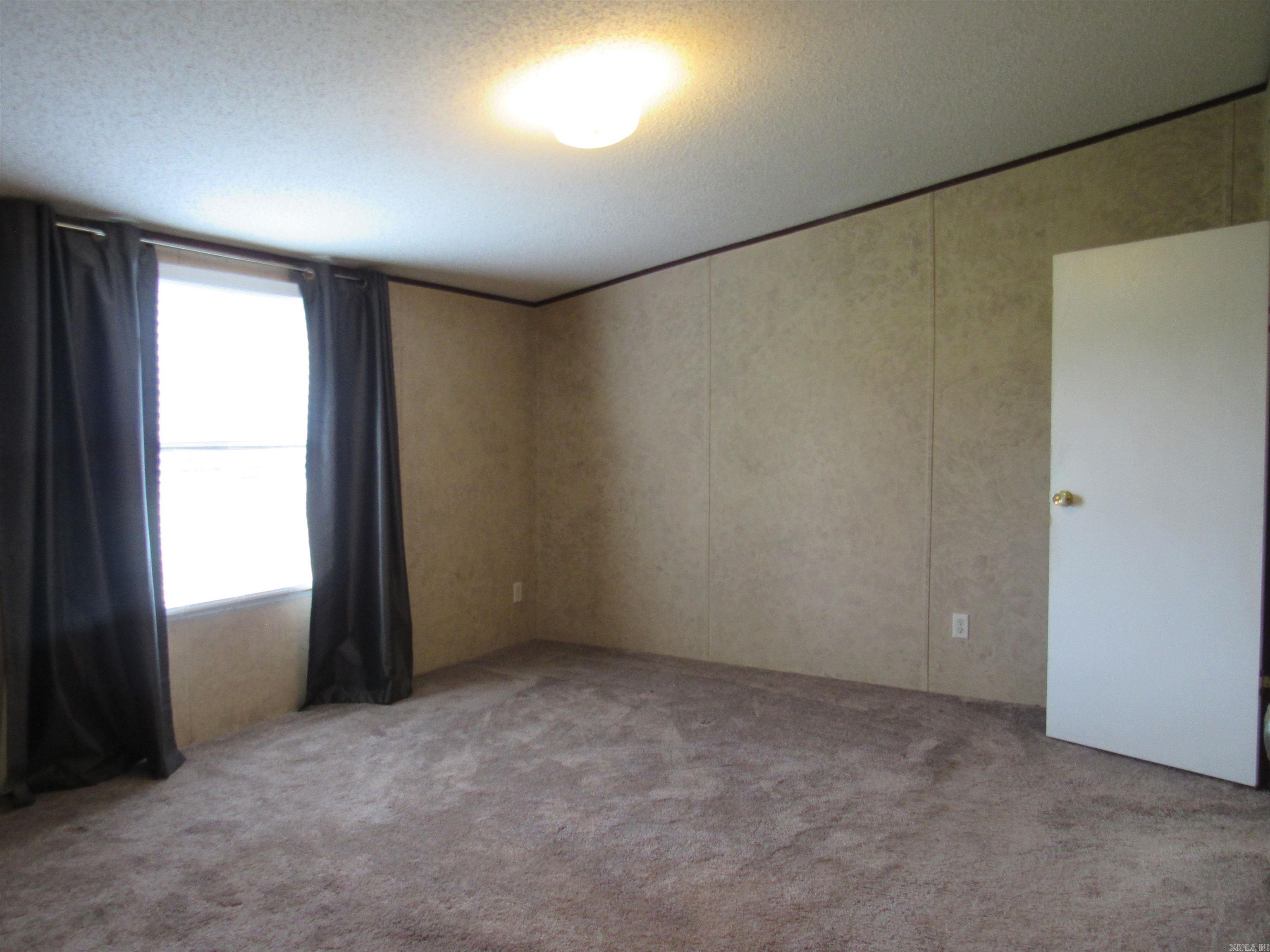 Metes & Bounds - Residential Lease