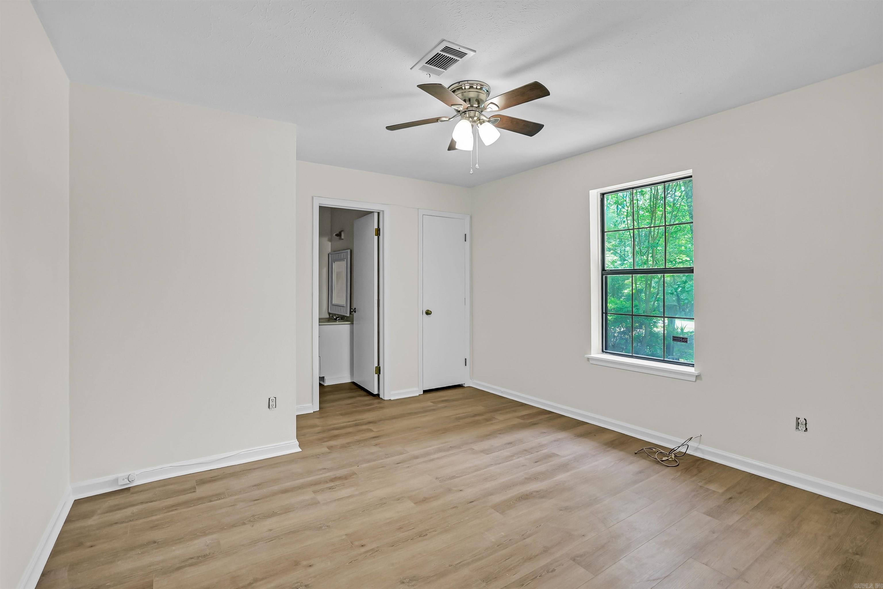 THOUSAND OAKS - Residential