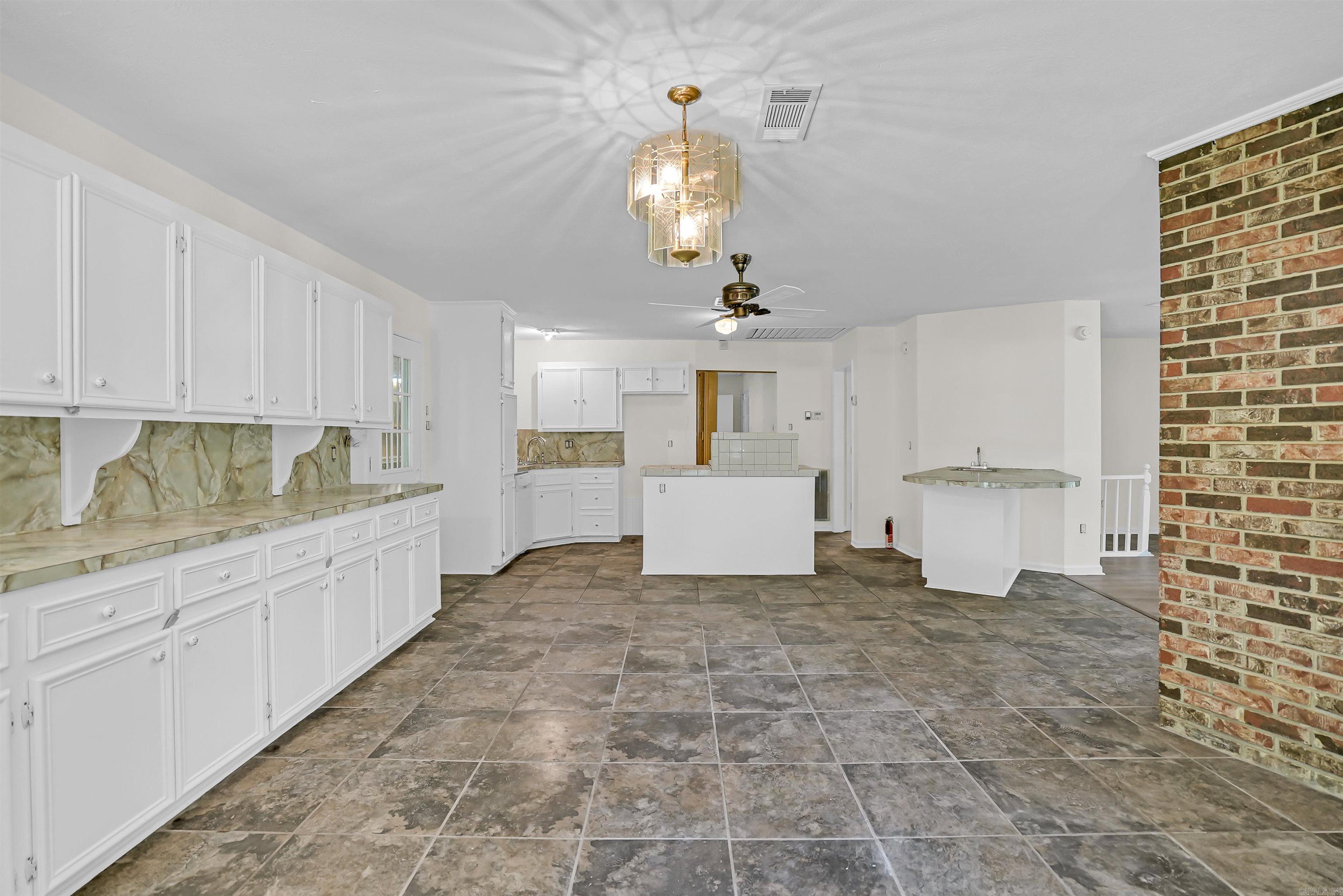 THOUSAND OAKS - Residential