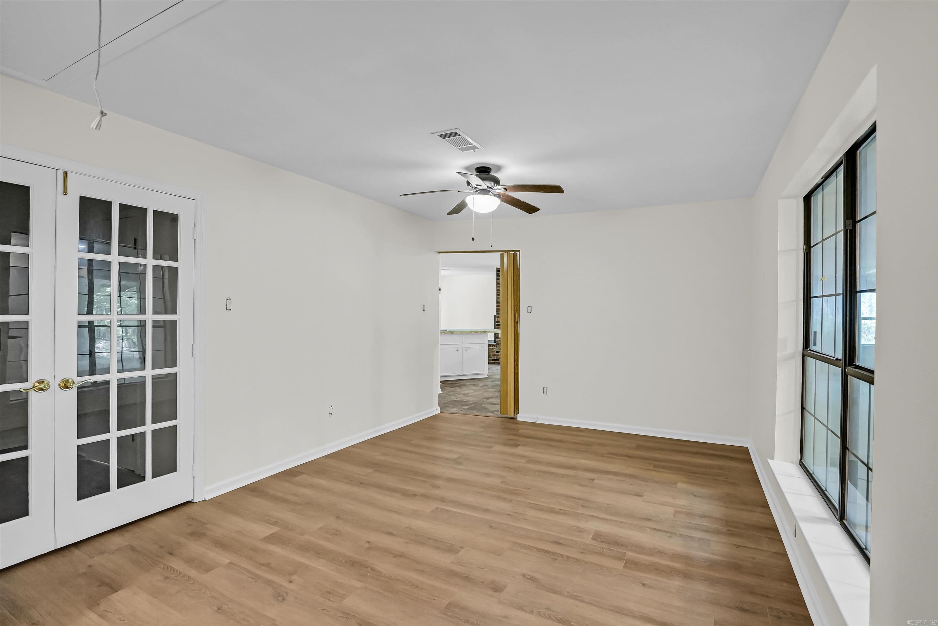 THOUSAND OAKS - Residential