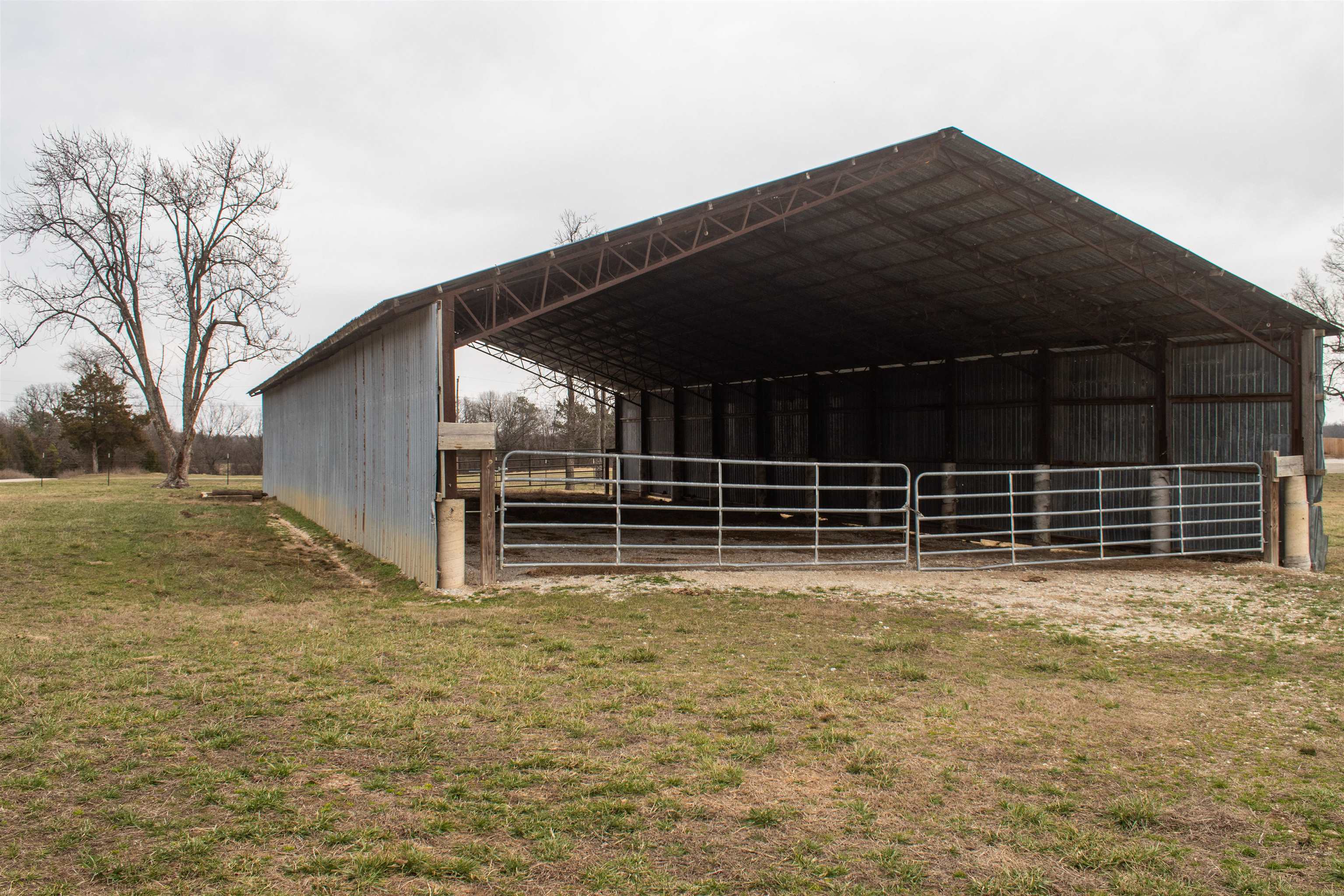 Metes & Bounds - Land