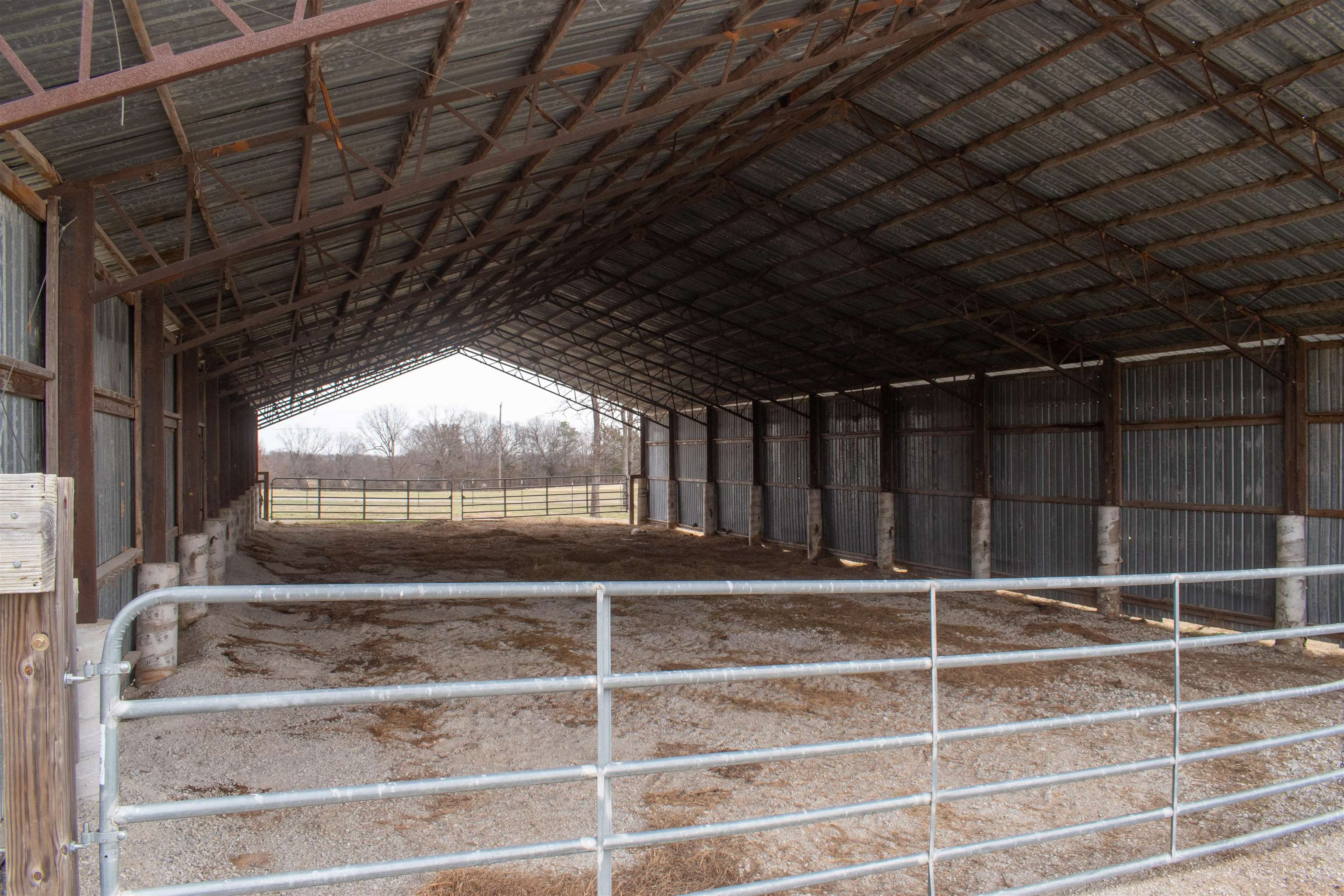 Metes & Bounds - Land