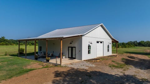 Photo of 144 Sawmill Road, Vilonia, AR 72173 (MLS # 26029861)