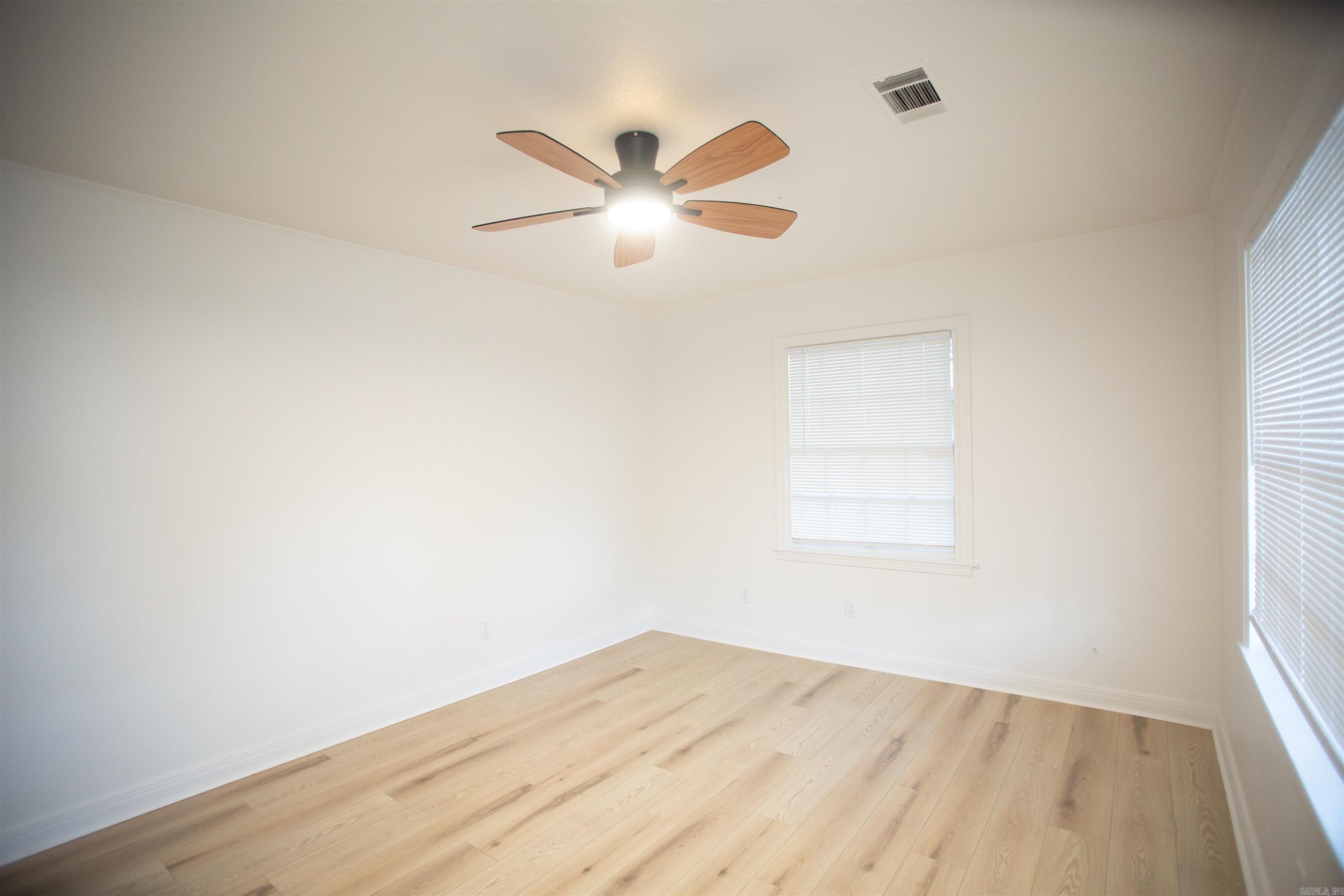Holts Industrial - Residential Lease