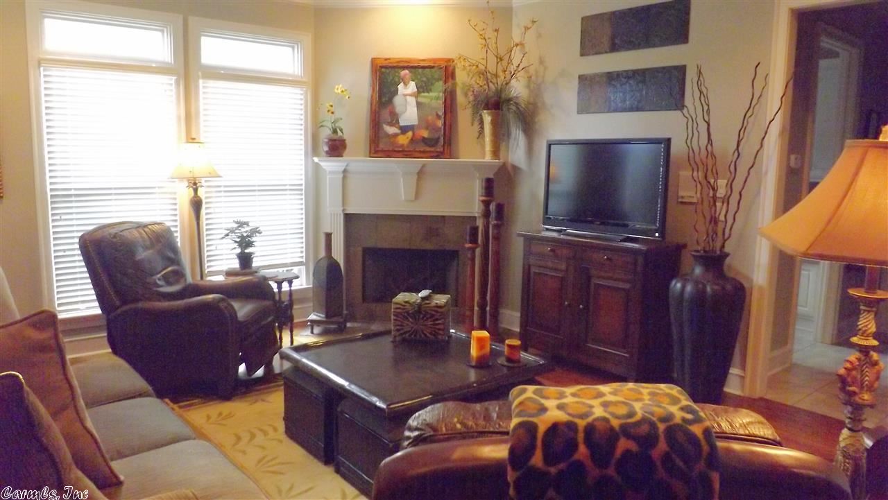CHENAL VALLEY SOLOGNE CIRCLE - Residential
