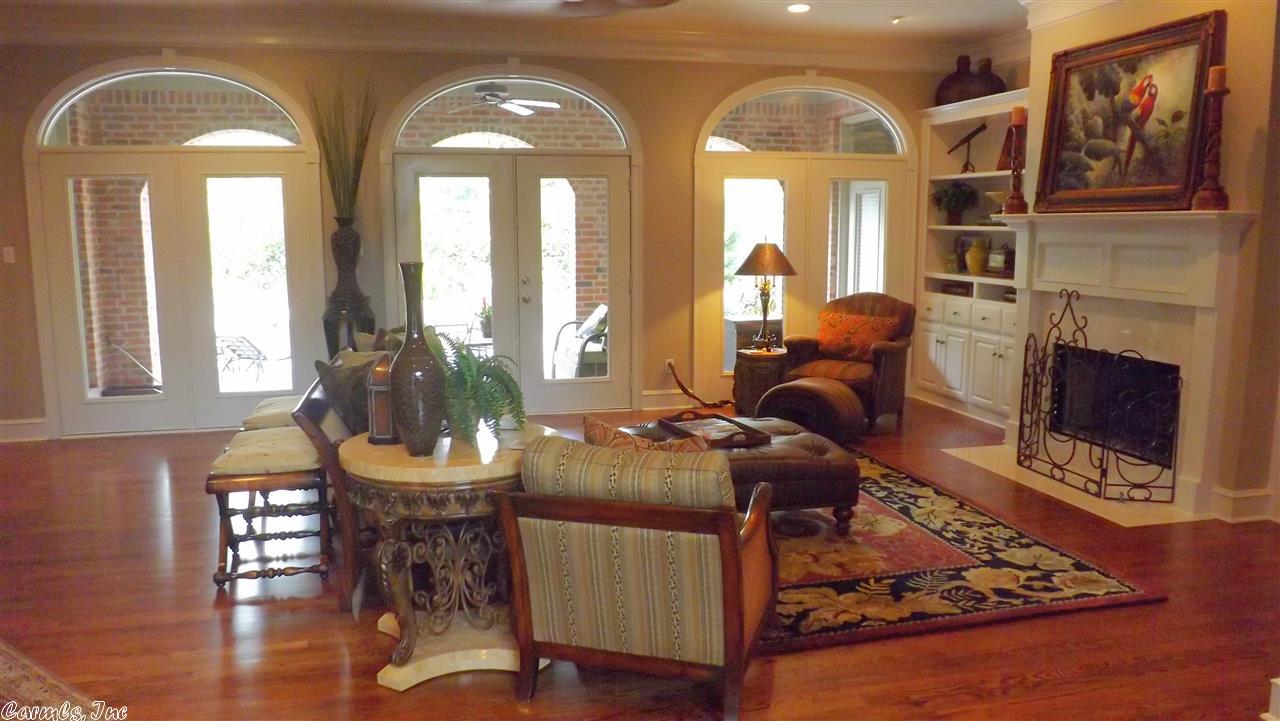 CHENAL VALLEY SOLOGNE CIRCLE - Residential