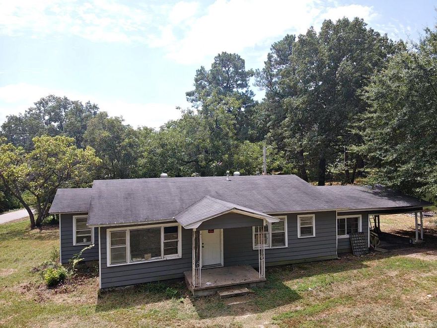 Fabulous Fixer Upper. Between Arkadelphia and Gurdon. Great outdoor space of a little over an Acre. Come Check it Out.
