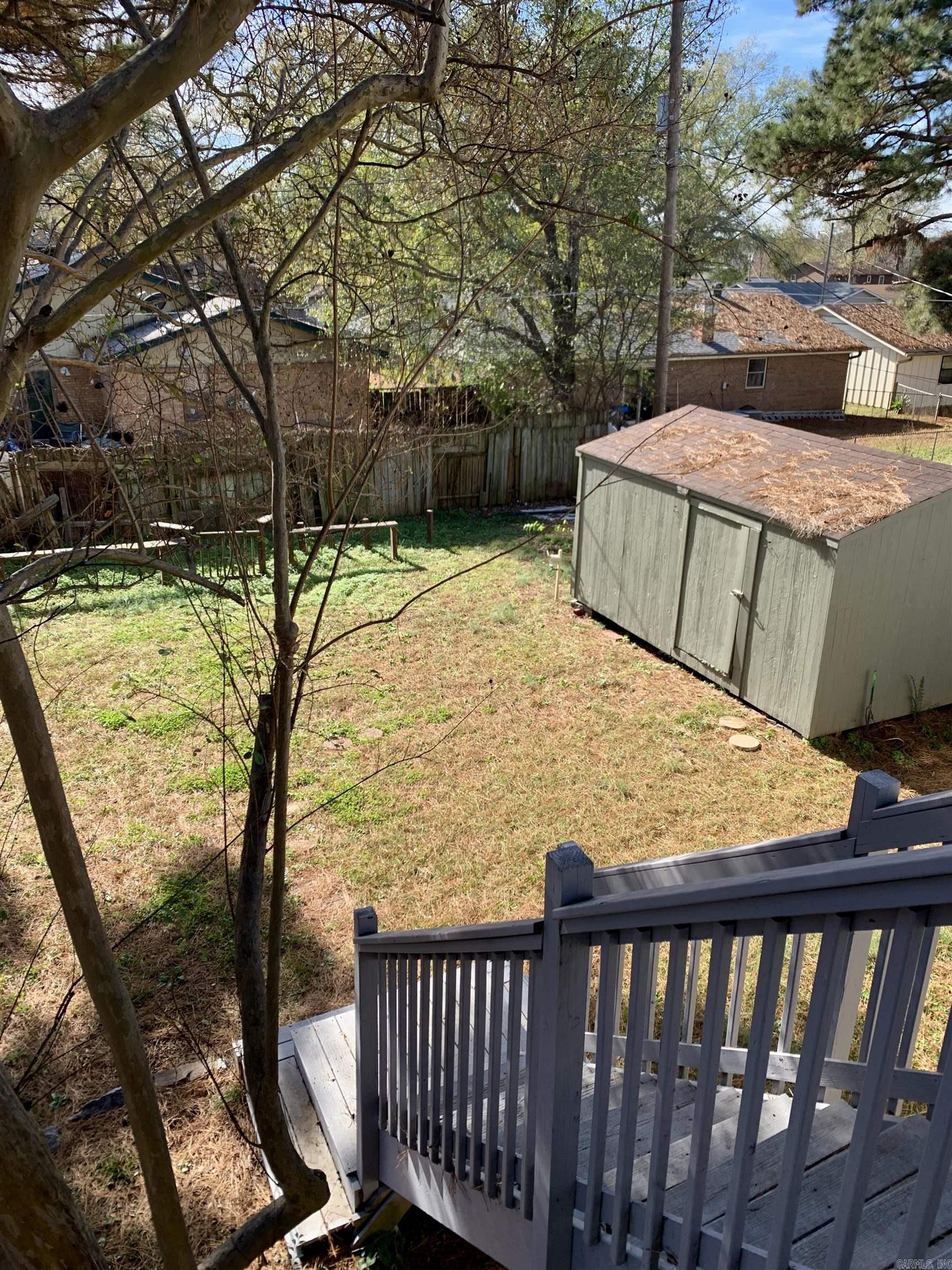 NORTH HILLS MANOR - Residential