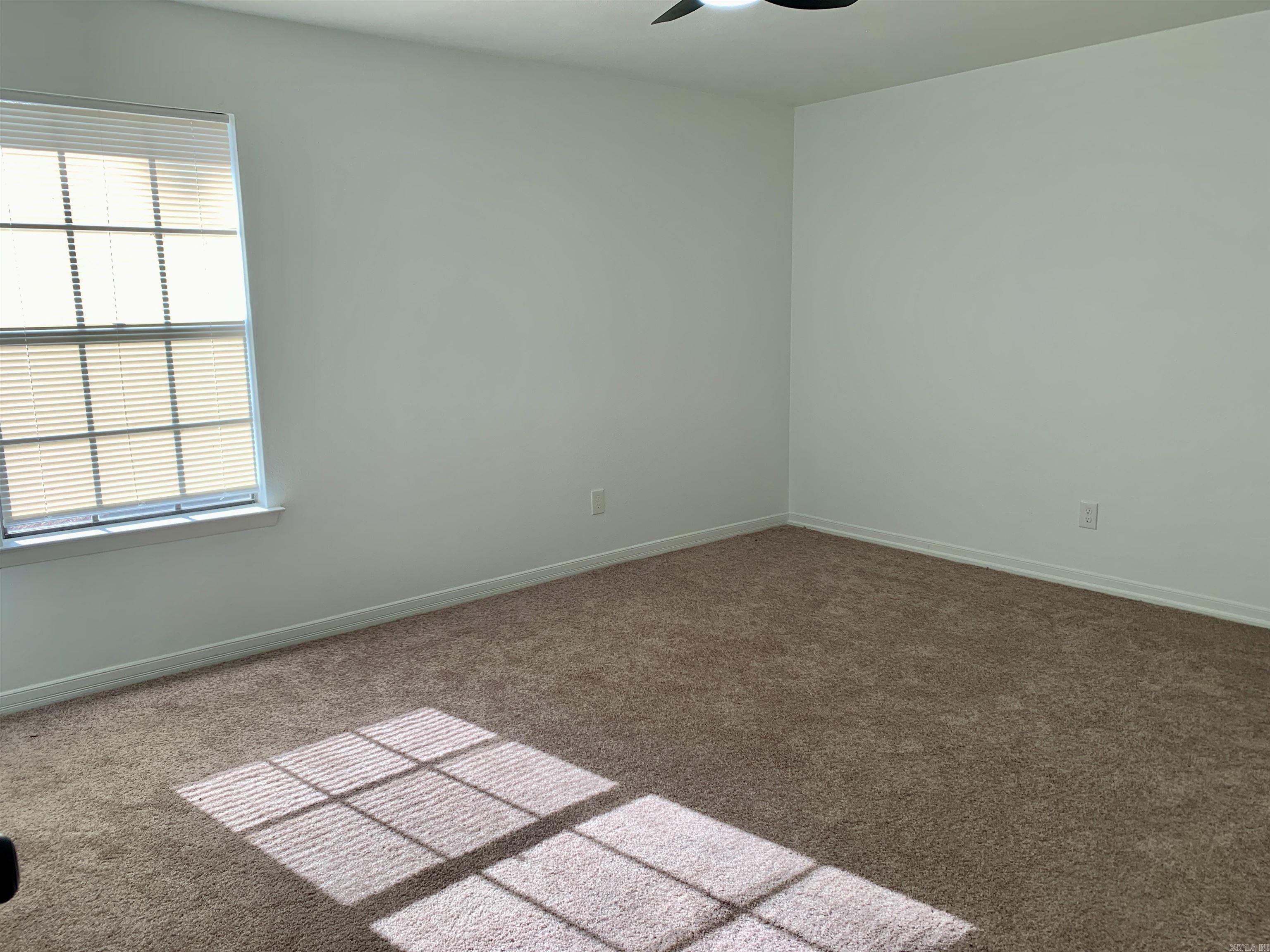 NORTH HILLS MANOR - Residential