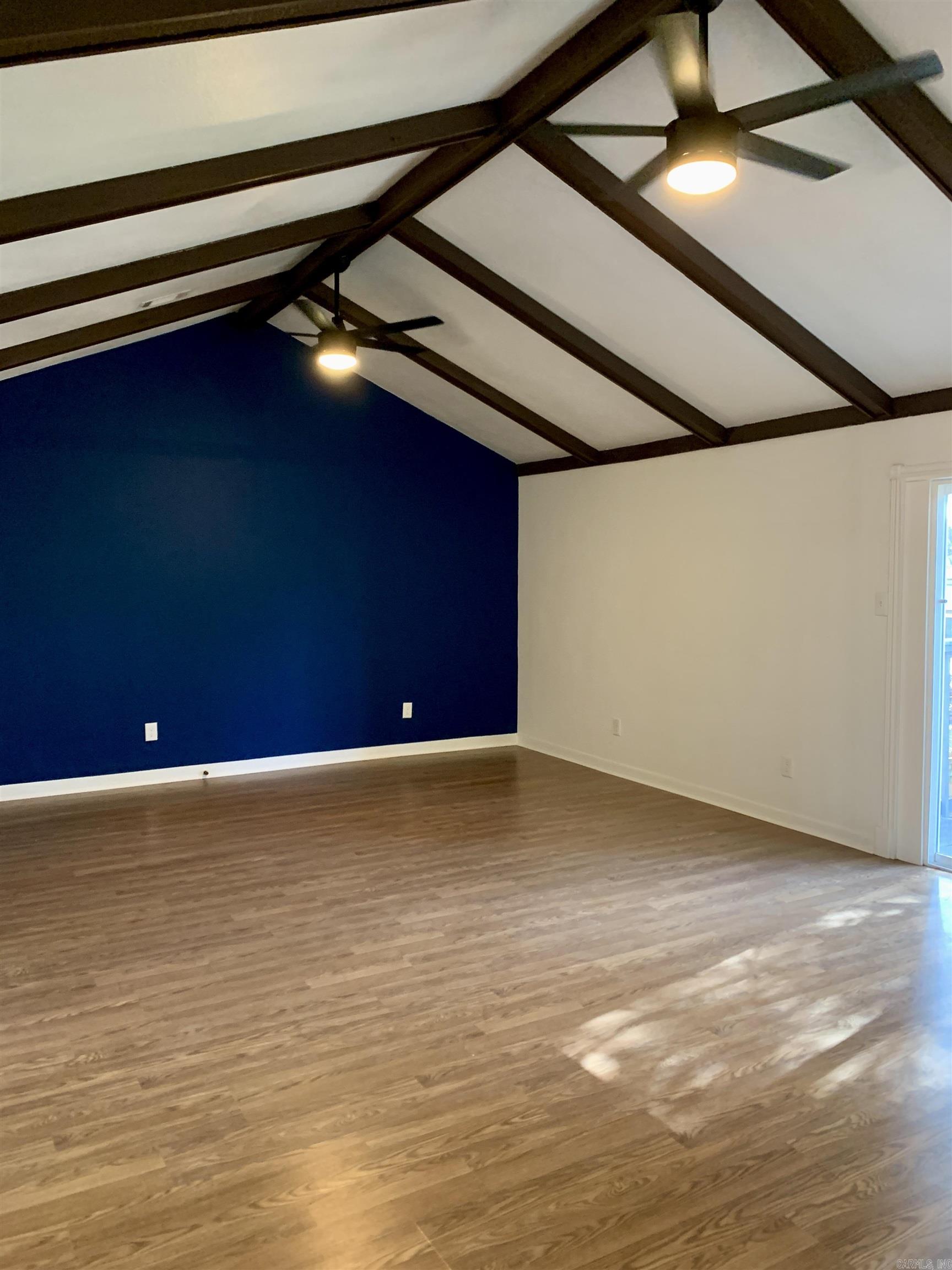 NORTH HILLS MANOR - Residential