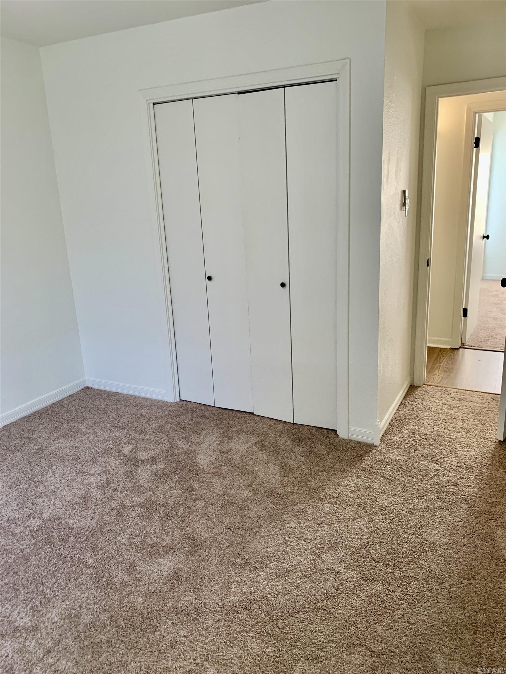 NORTH HILLS MANOR - Residential