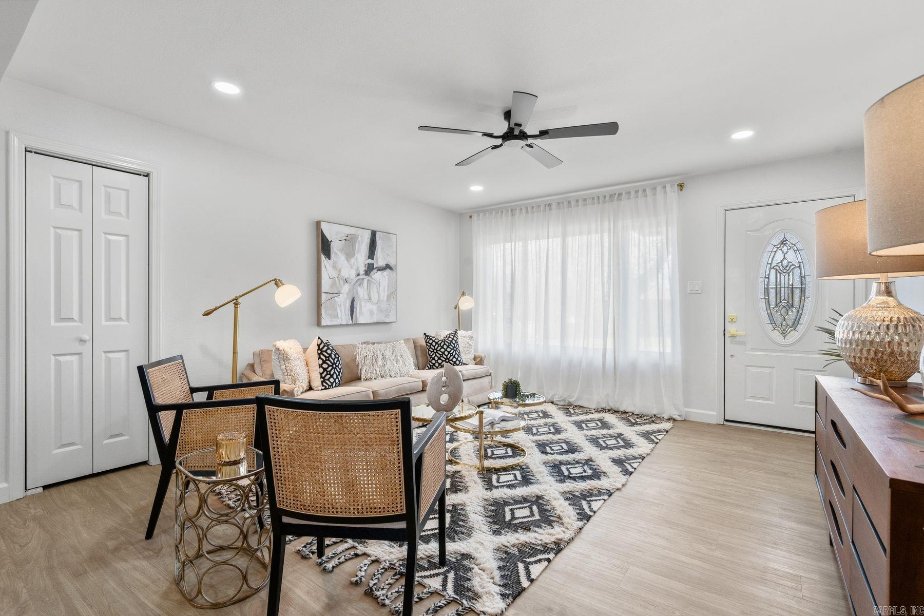 BRIARWOOD - Residential