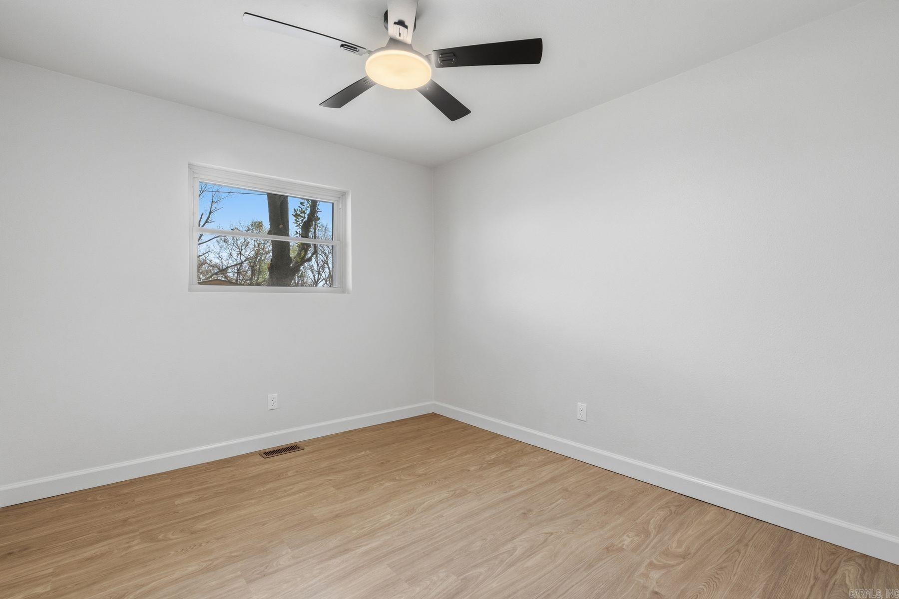 BRIARWOOD - Residential