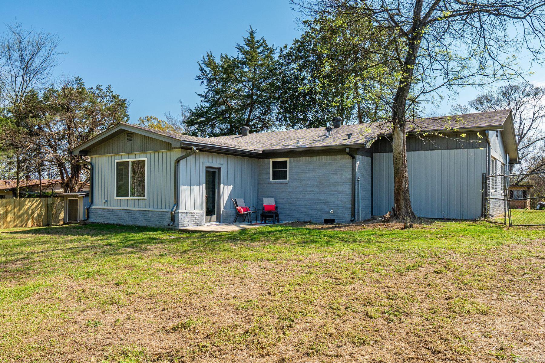 BRIARWOOD - Residential