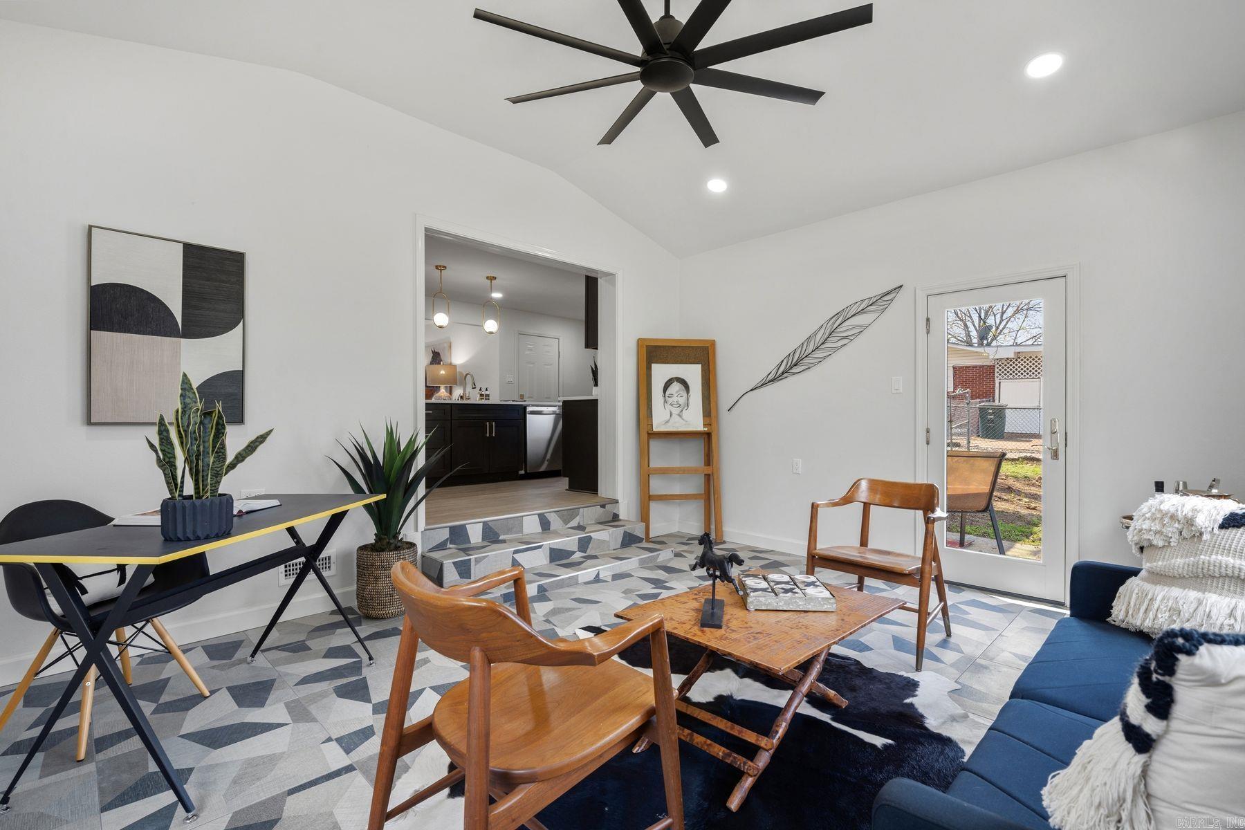 BRIARWOOD - Residential