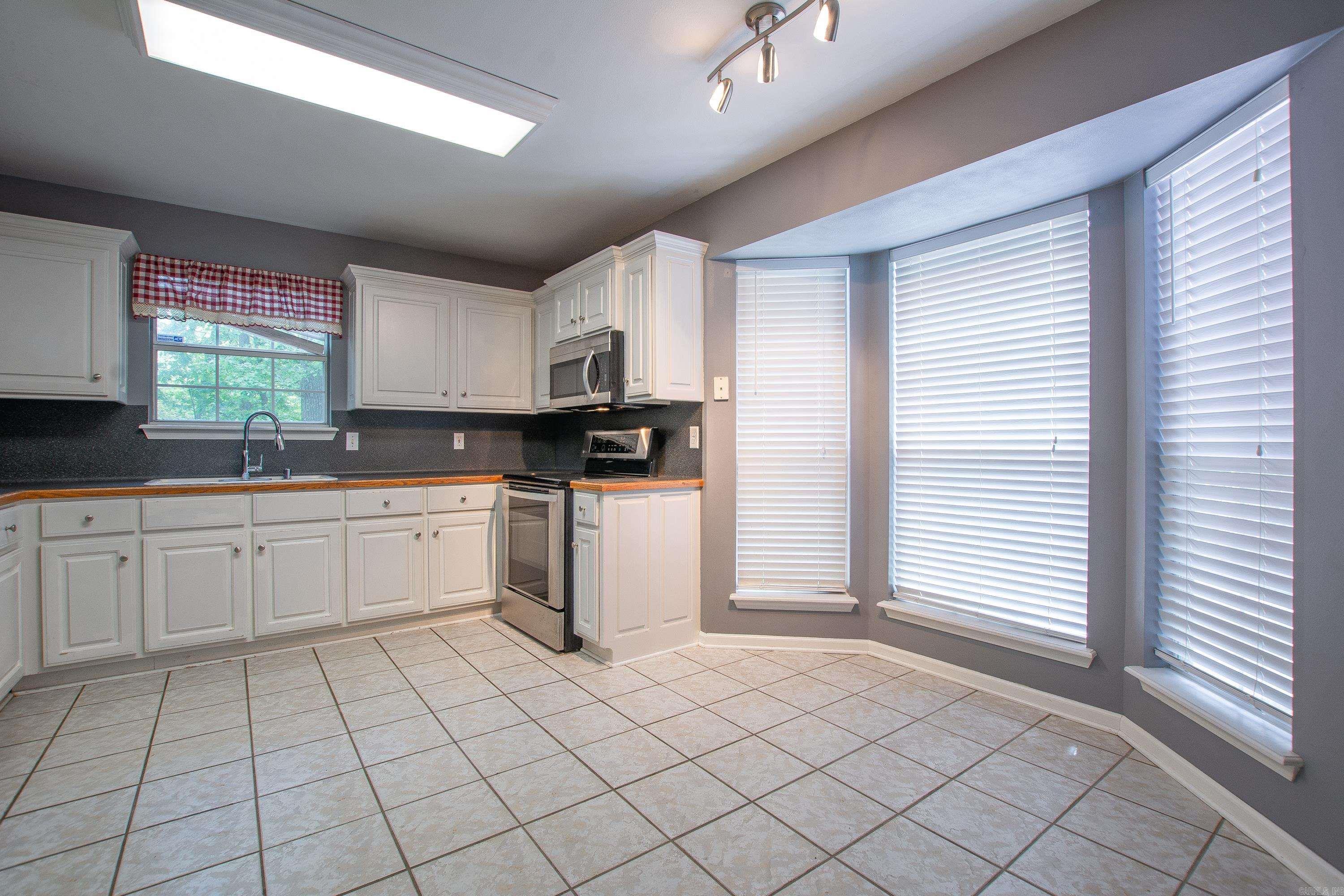 CHERRY CREEK ADDN - Residential