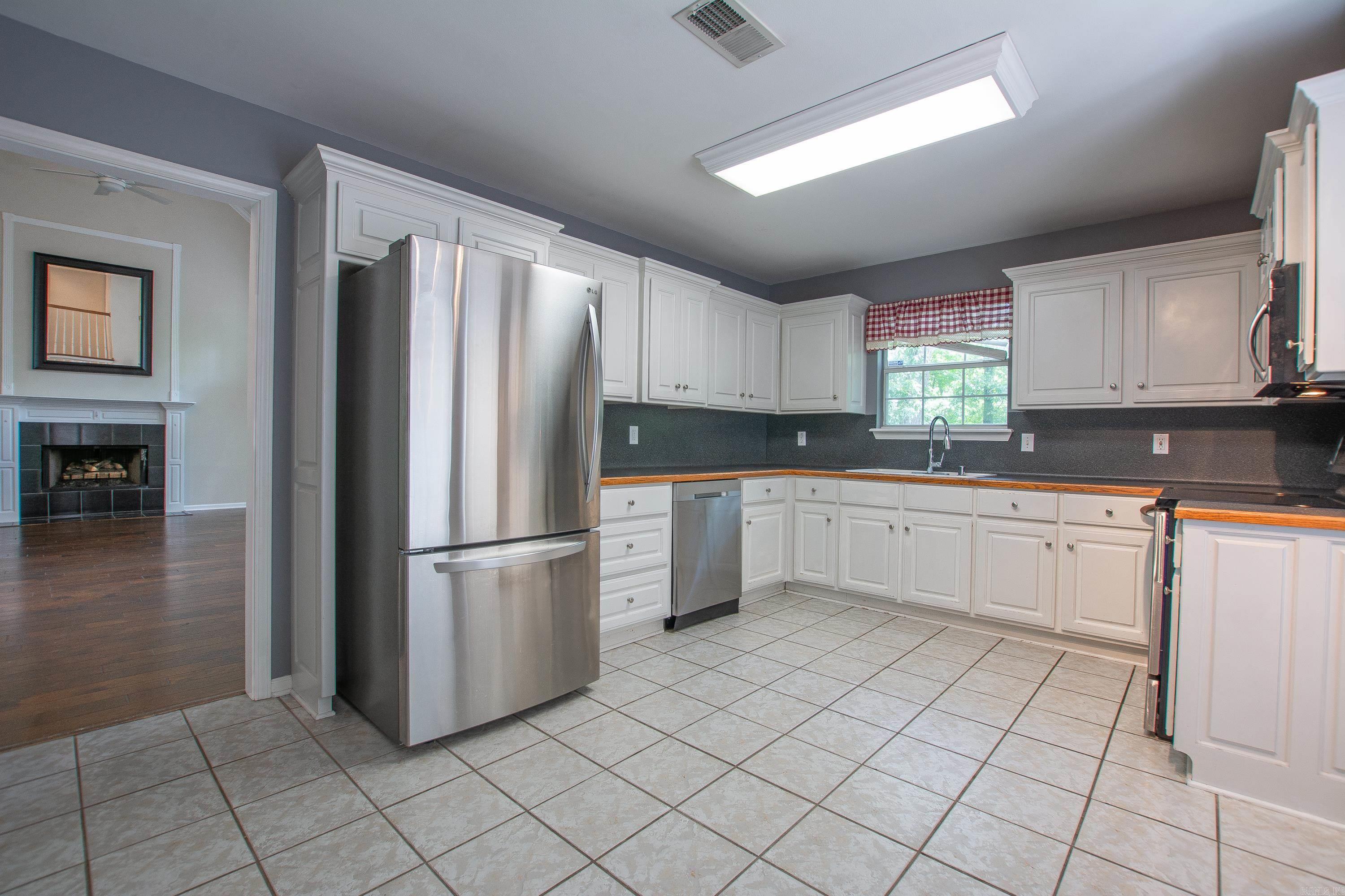 CHERRY CREEK ADDN - Residential