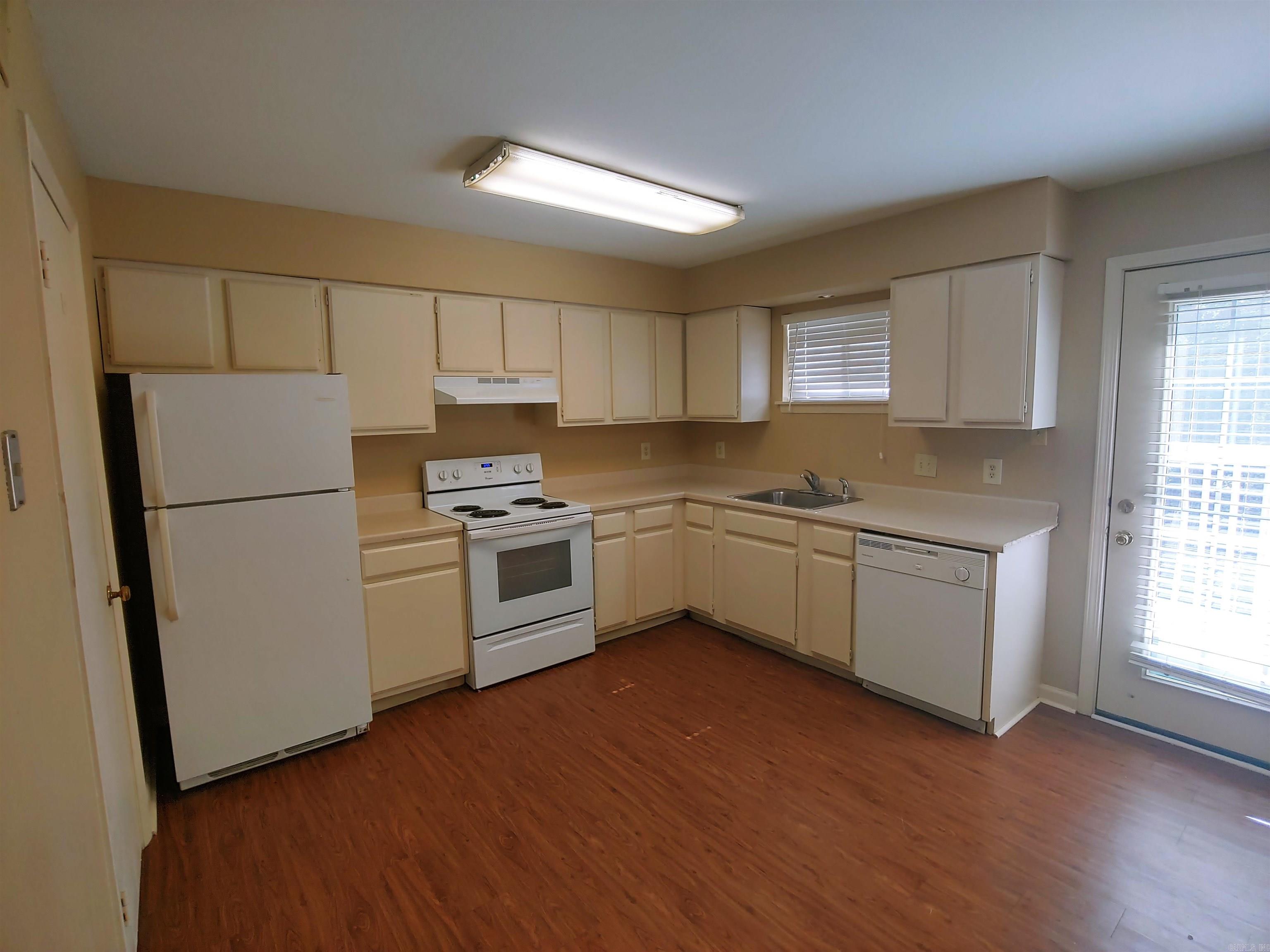 Plunkett 2nd - Residential Lease