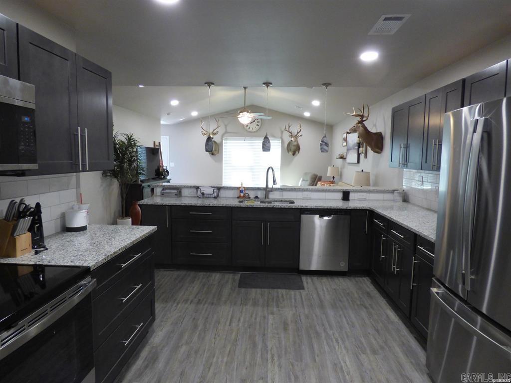 LAKE TOWN - Residential