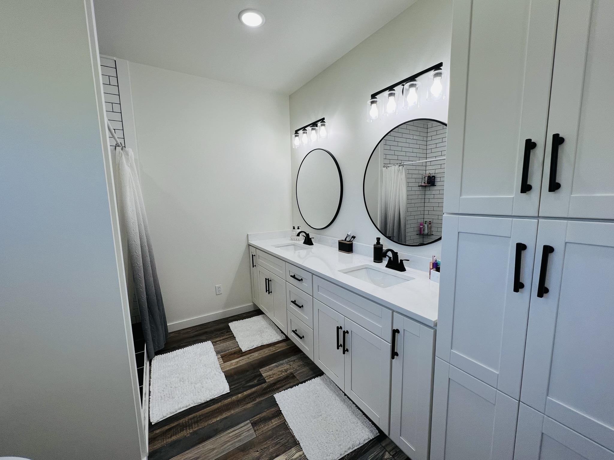 COOPERS HAWK - Residential