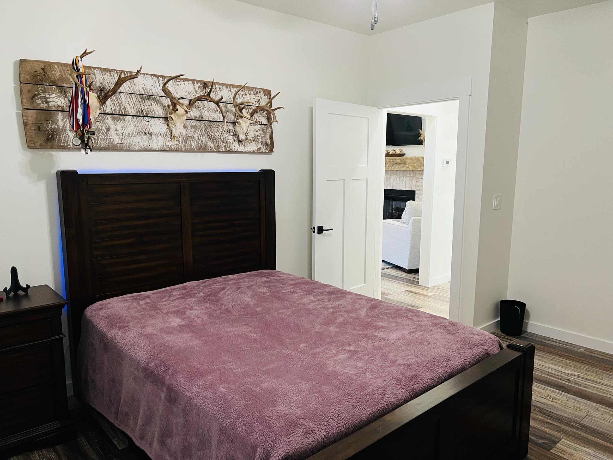 COOPERS HAWK - Residential