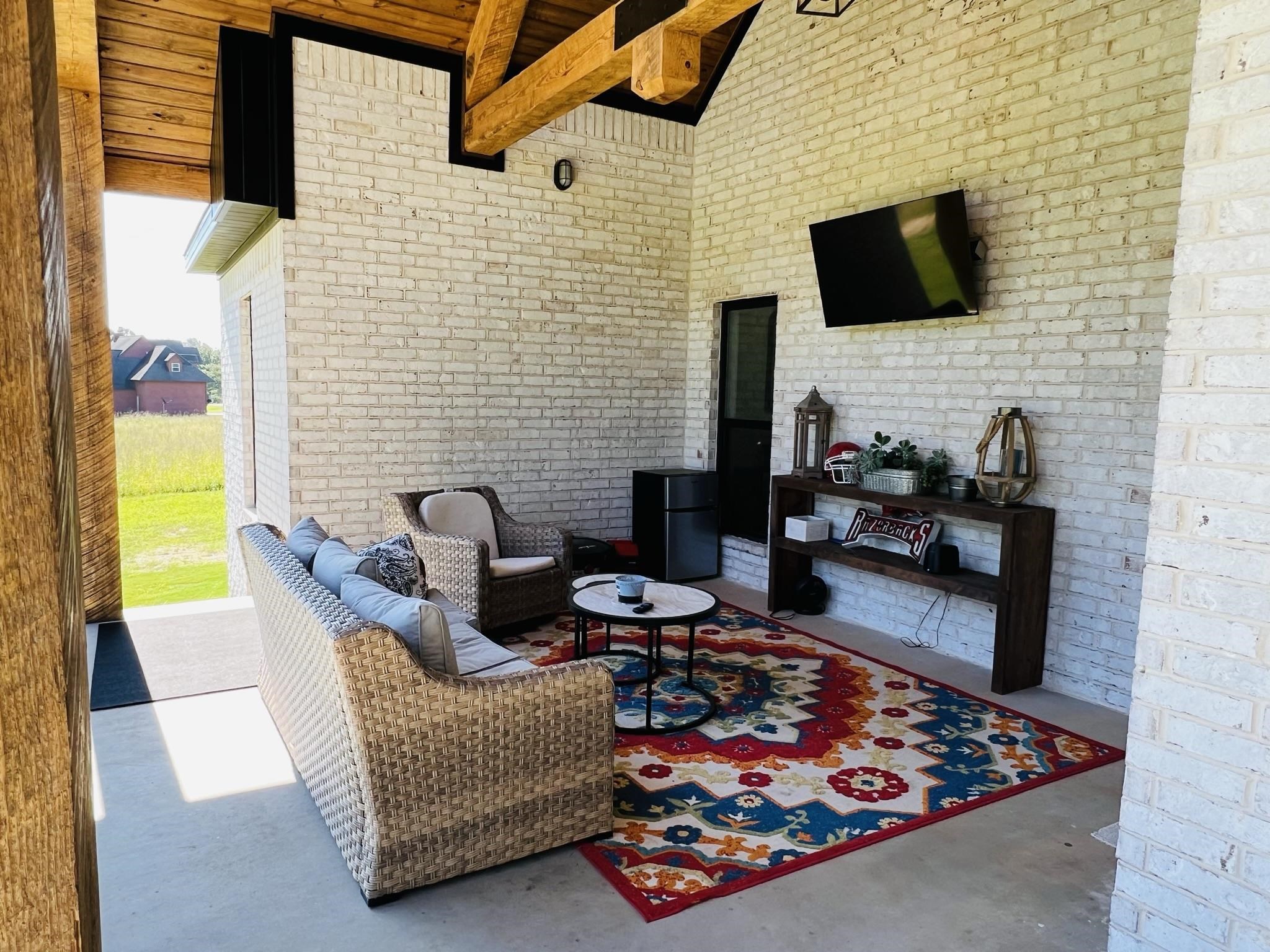 COOPERS HAWK - Residential