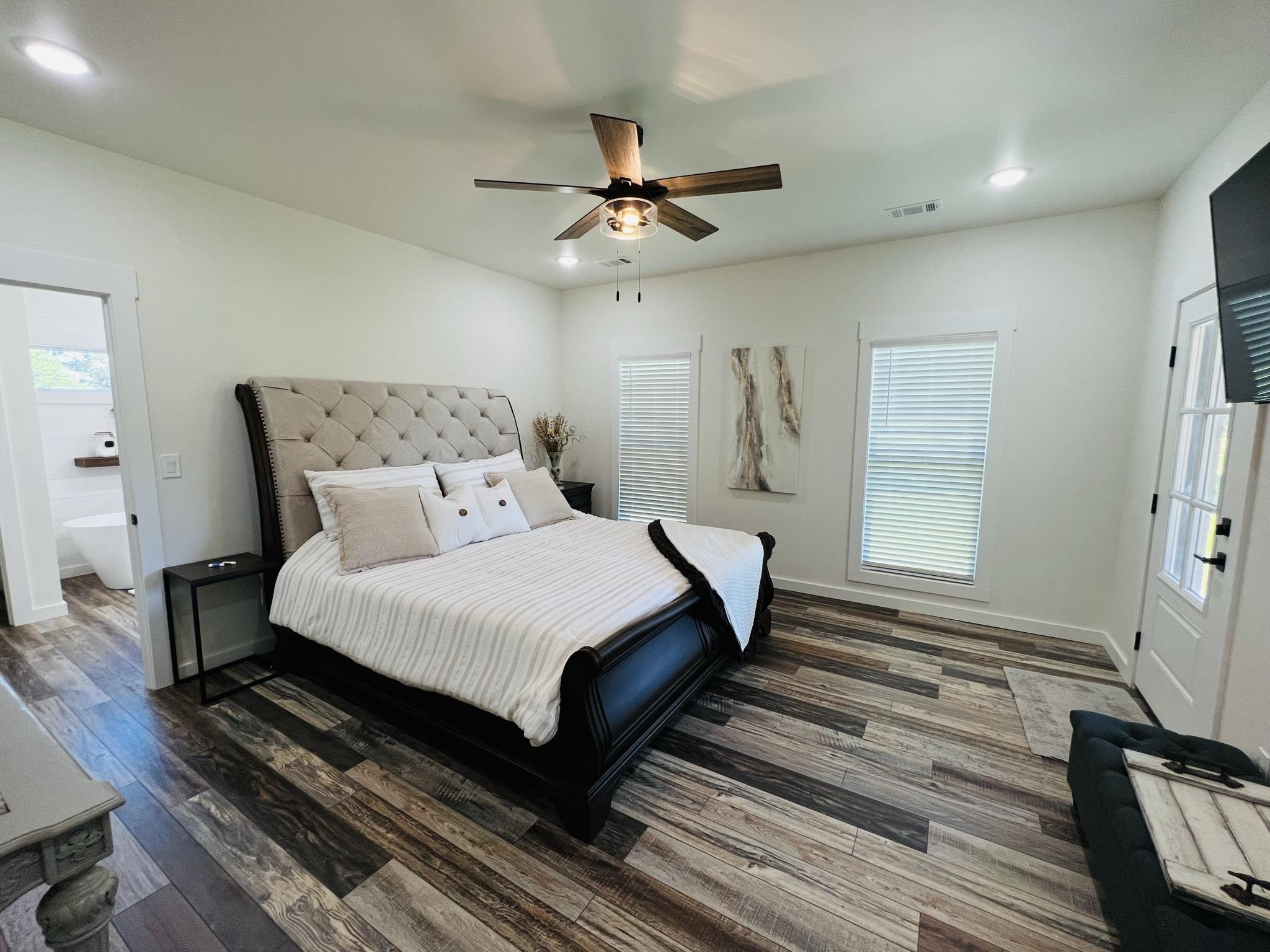 COOPERS HAWK - Residential