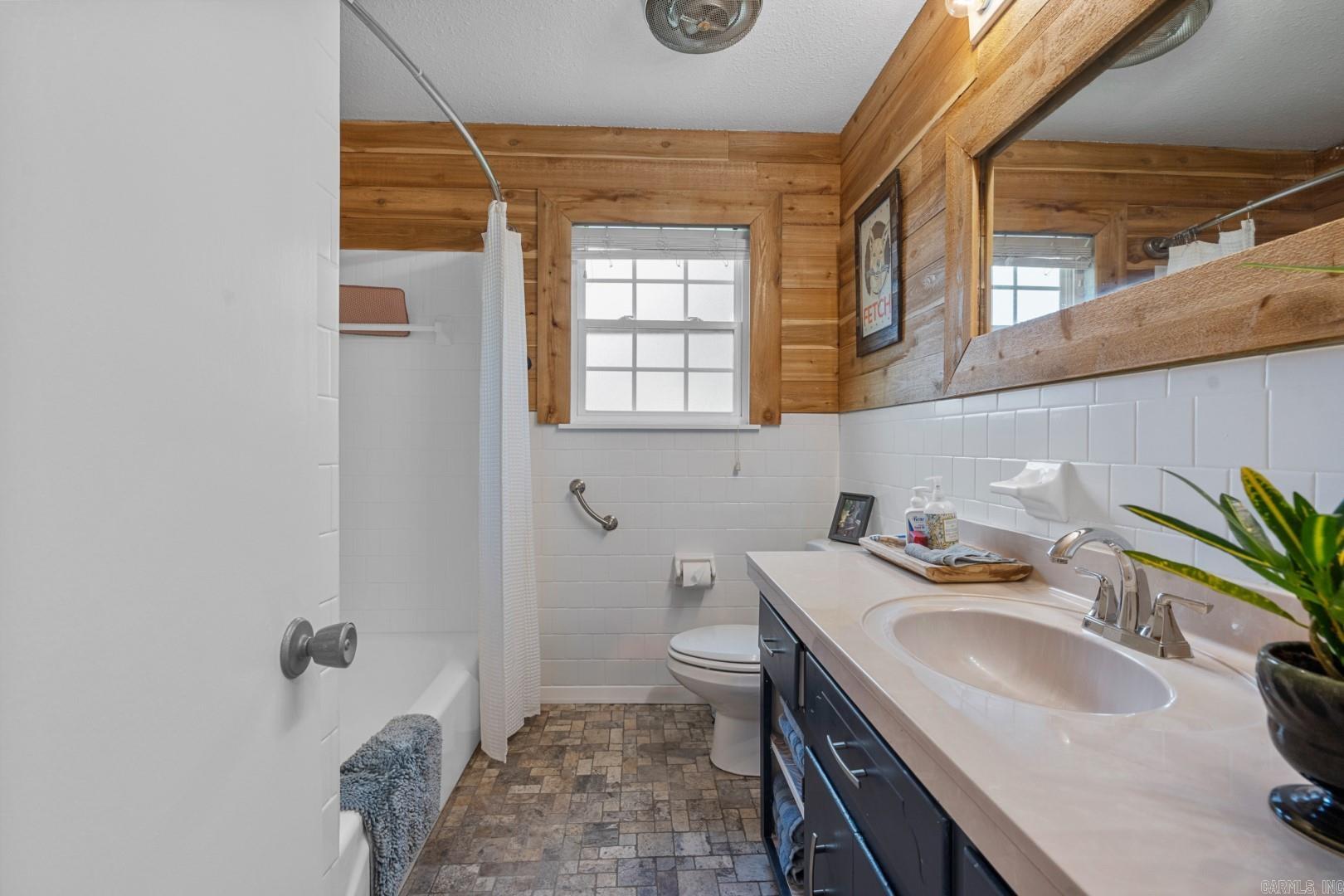 DIAMONDHEAD - Residential