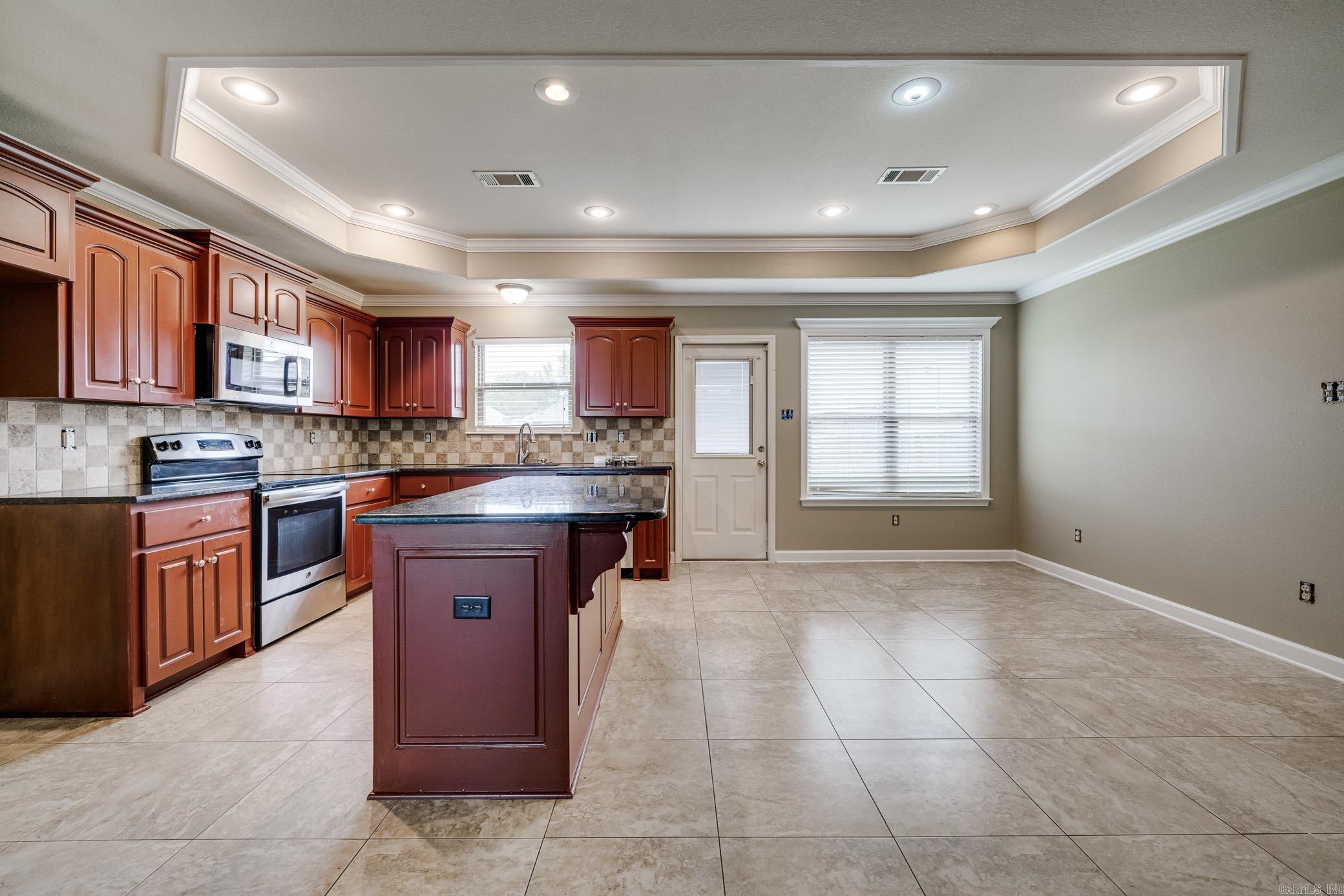 JAXON TERRACE - Residential