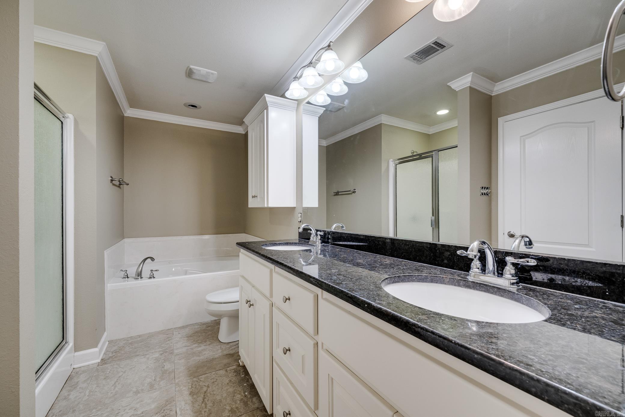 JAXON TERRACE - Residential