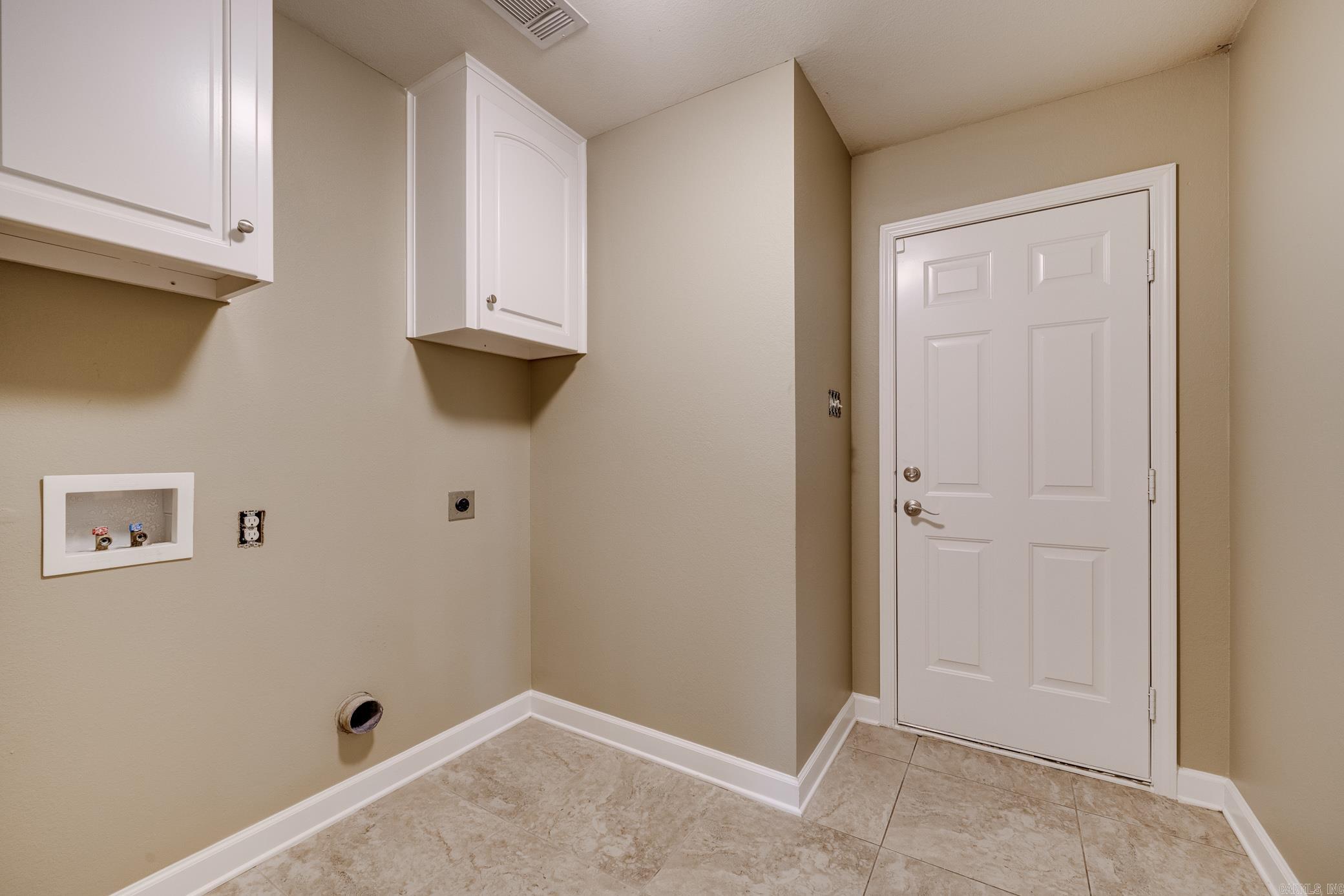 JAXON TERRACE - Residential