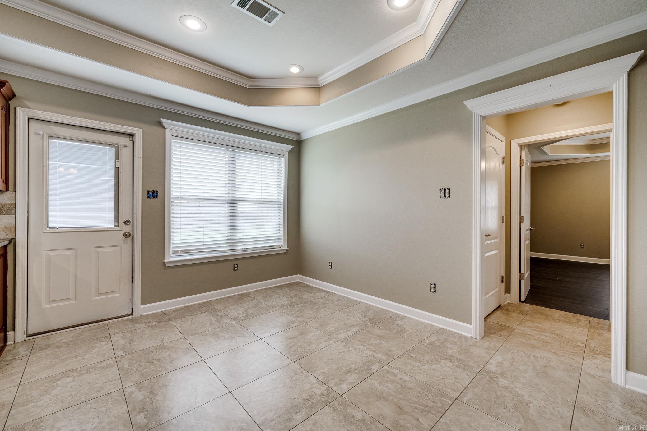 JAXON TERRACE - Residential