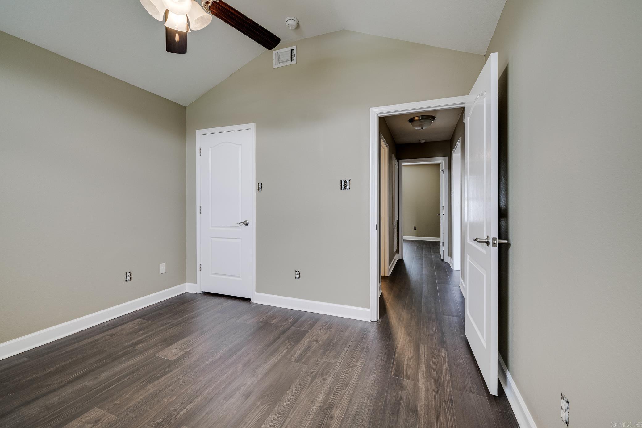 JAXON TERRACE - Residential