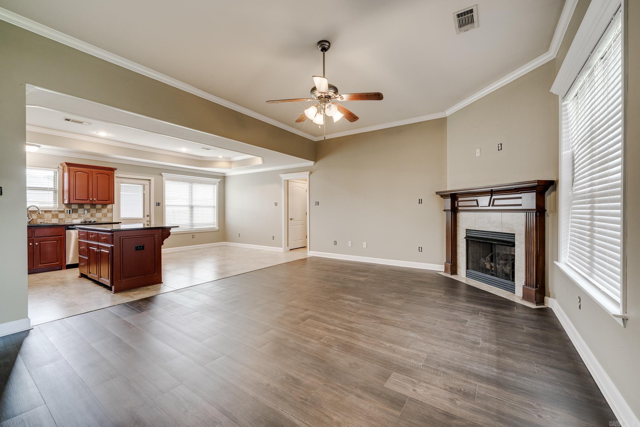 JAXON TERRACE - Residential