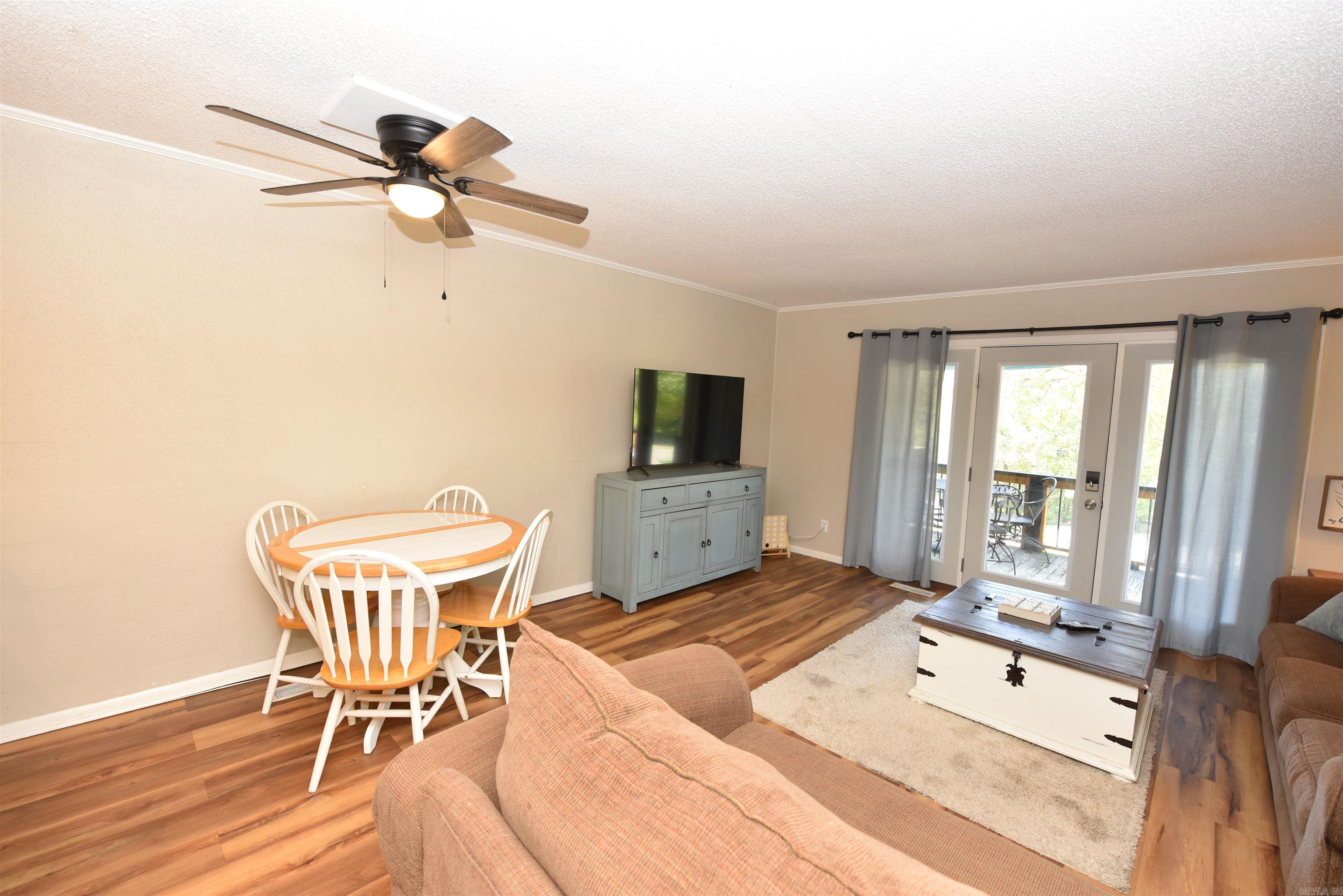 CHELSEA GLADE CONDO - Residential