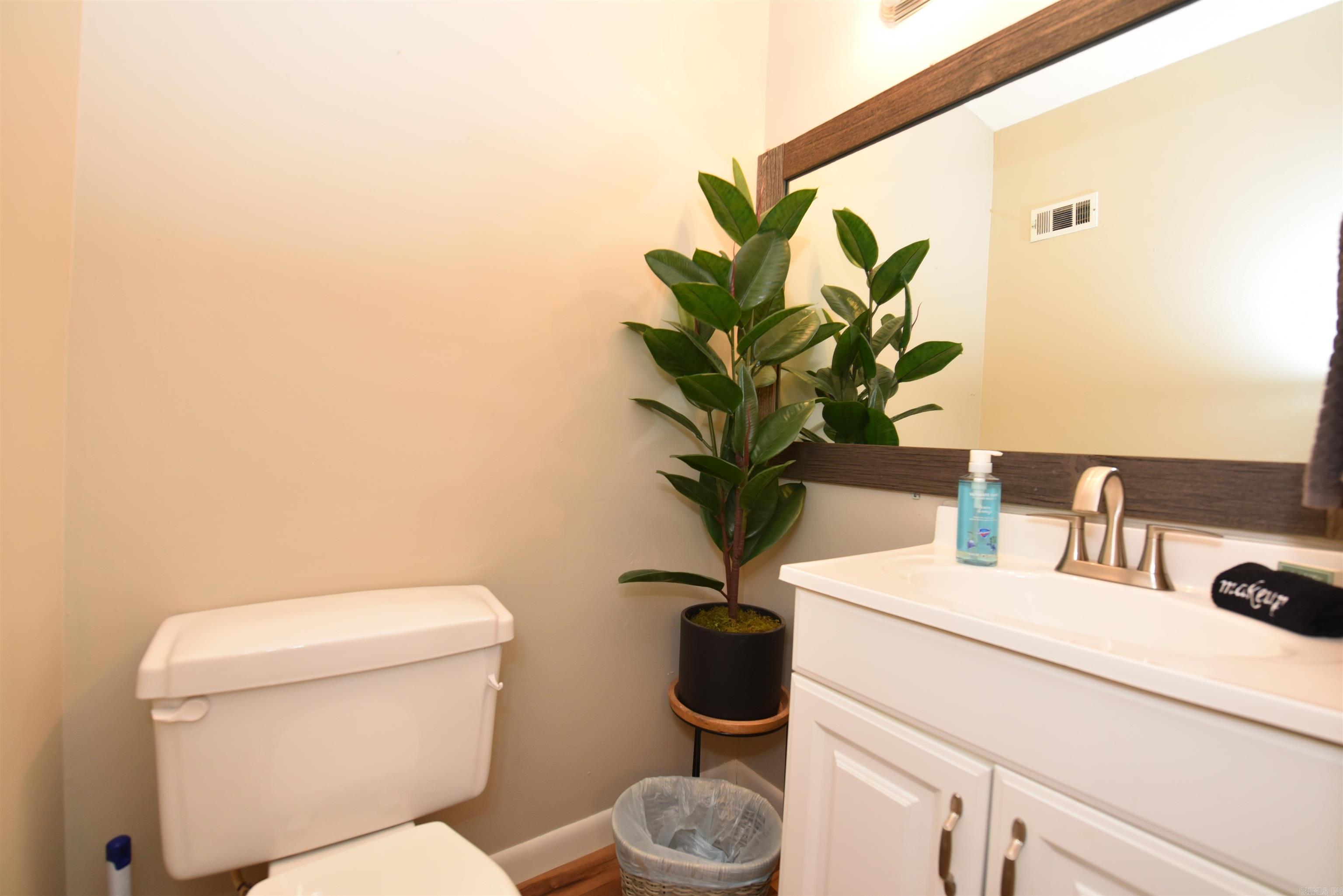 CHELSEA GLADE CONDO - Residential