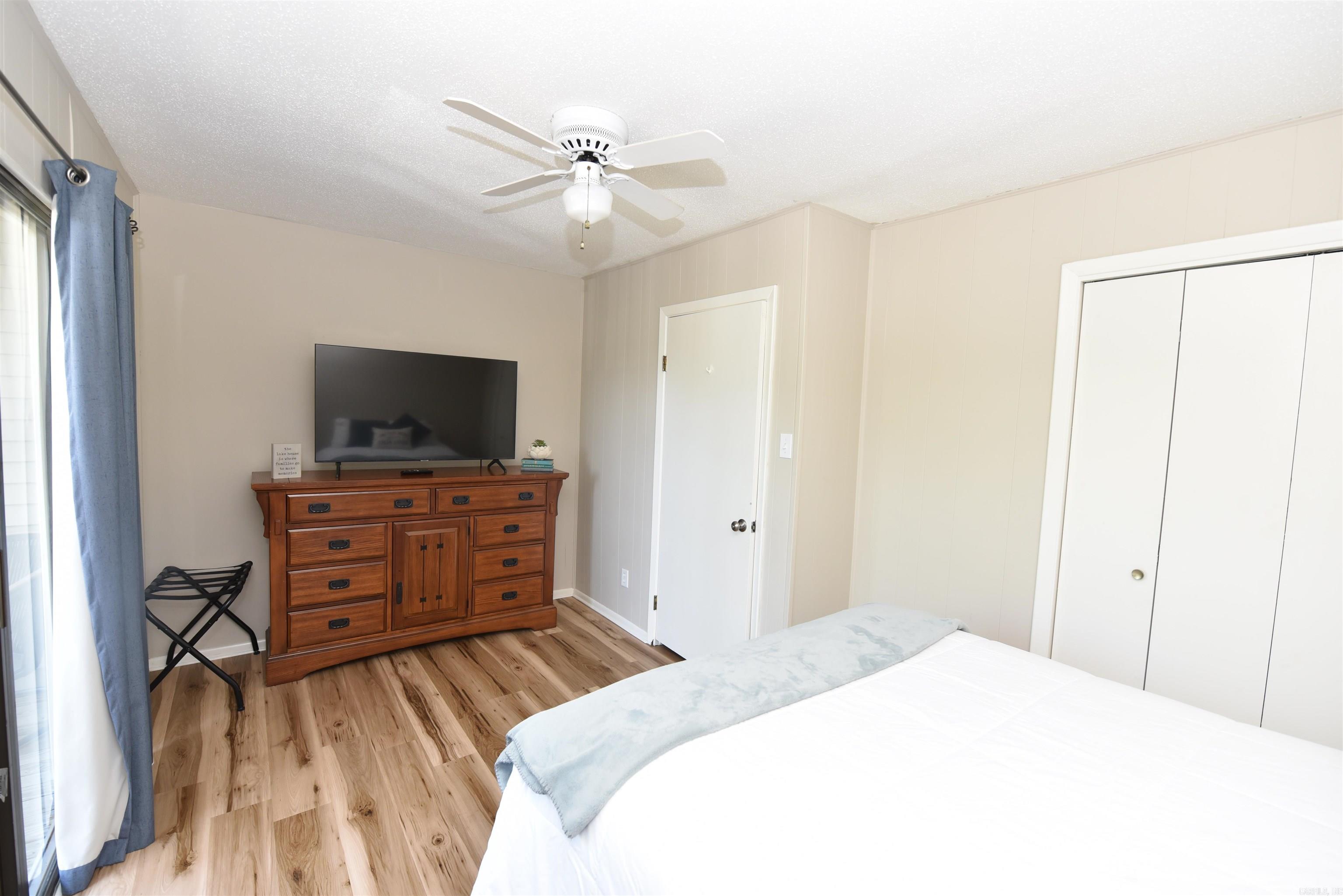 CHELSEA GLADE CONDO - Residential