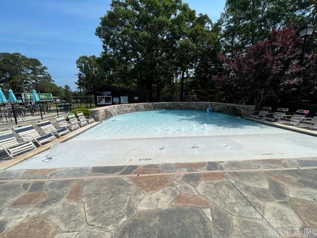 CHELSEA GLADE CONDO - Residential