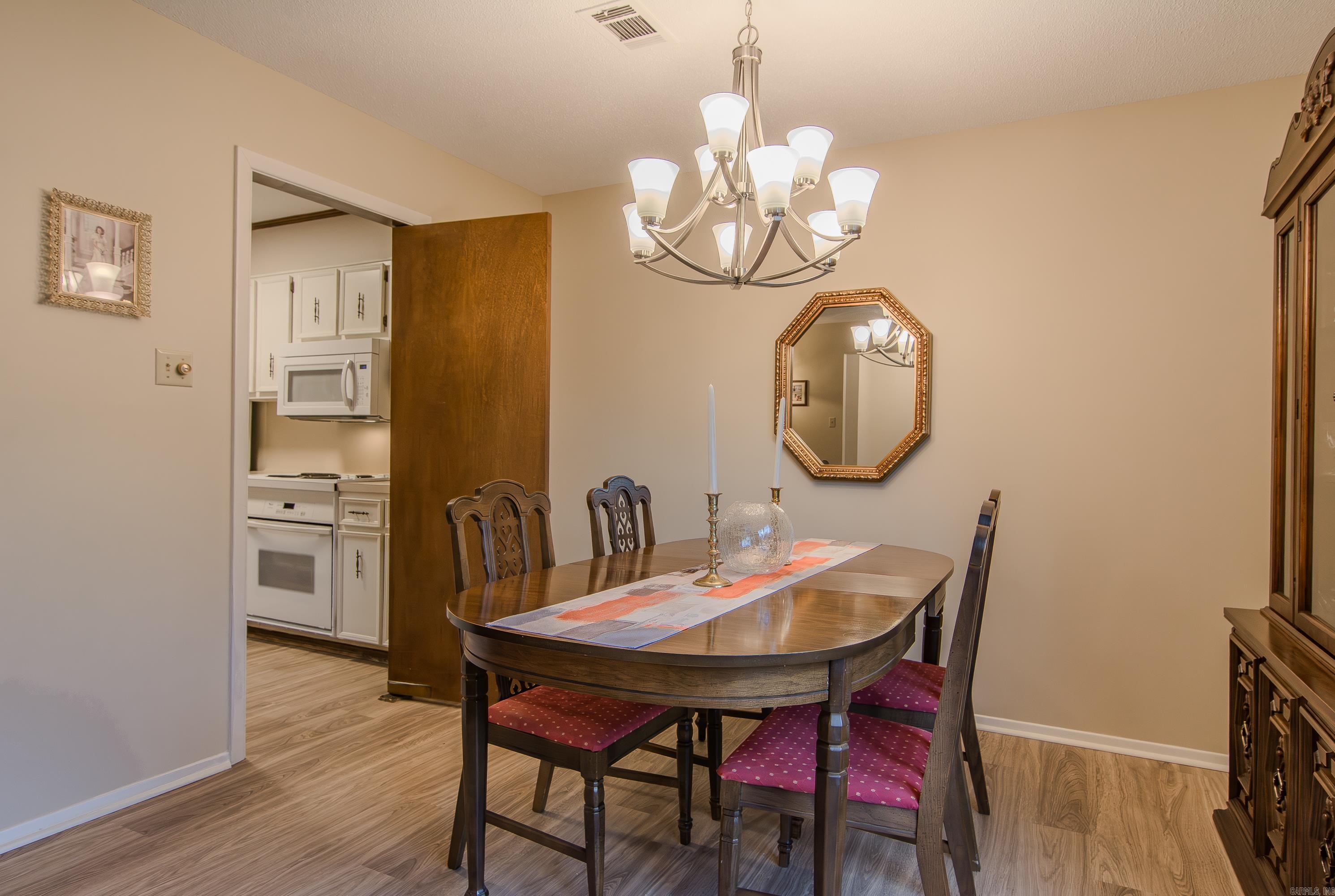 INDIAN HILLS - Residential