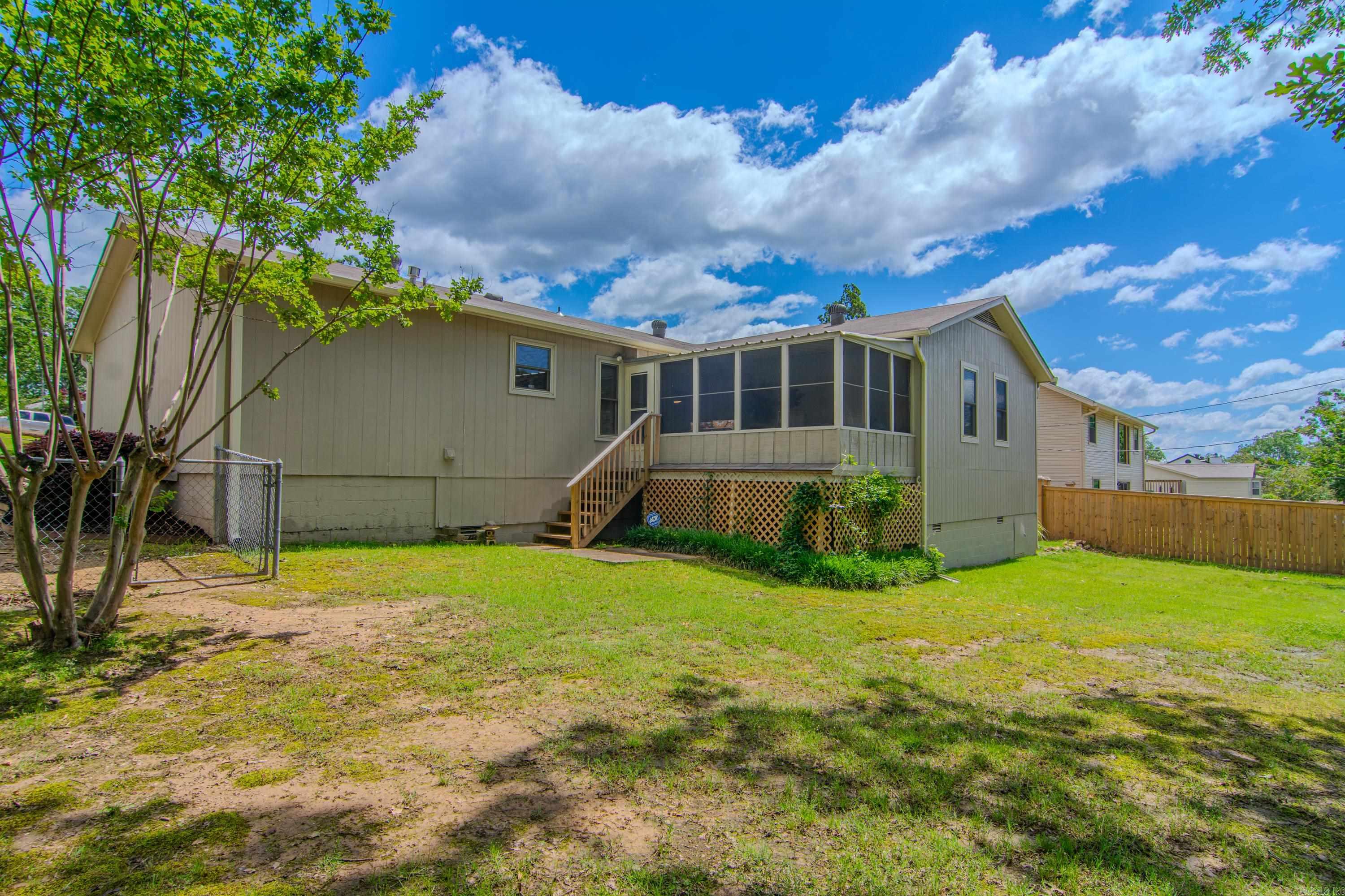 INDIAN HILLS - Residential