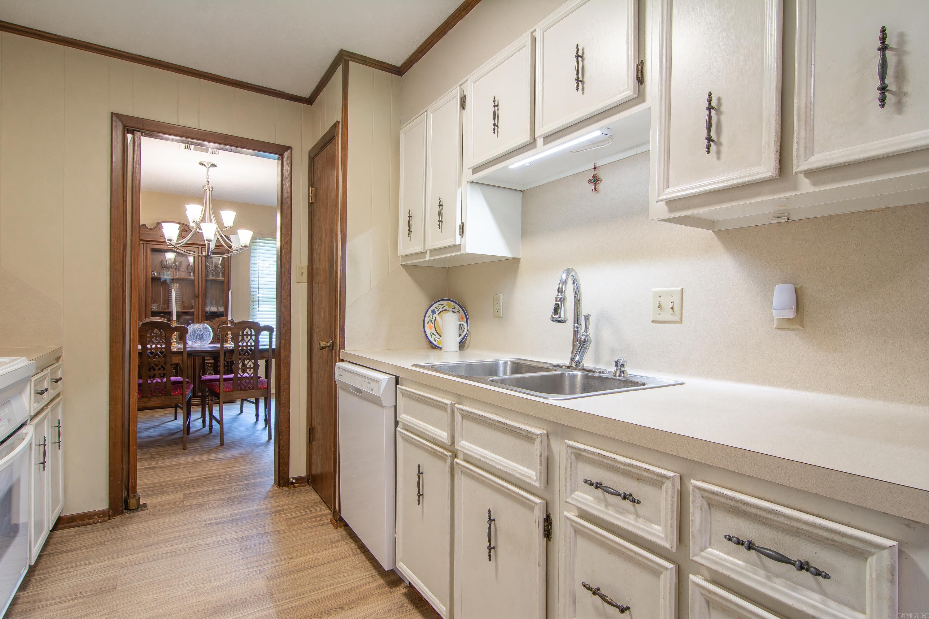 INDIAN HILLS - Residential