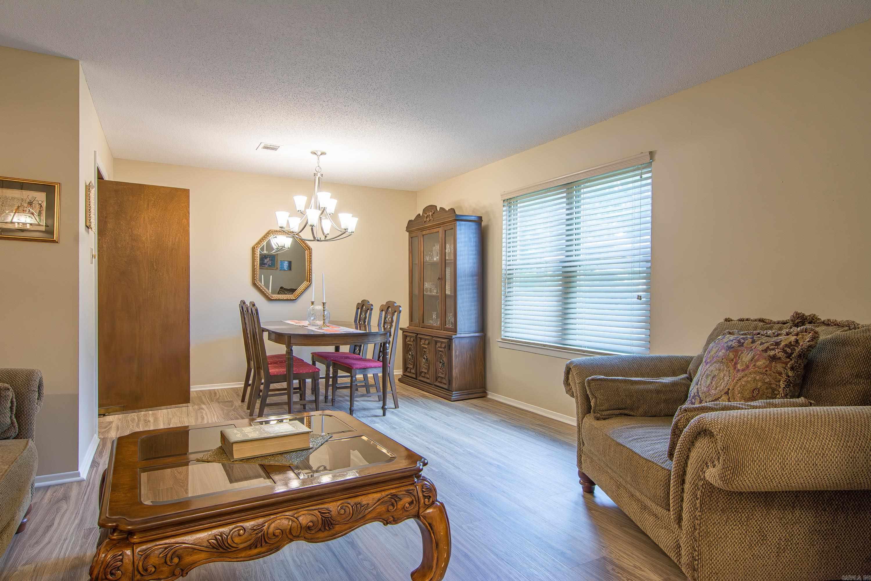 INDIAN HILLS - Residential