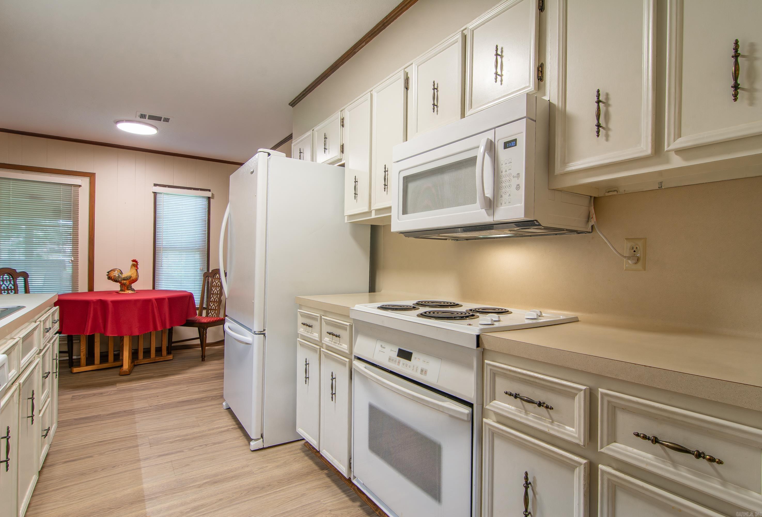 INDIAN HILLS - Residential