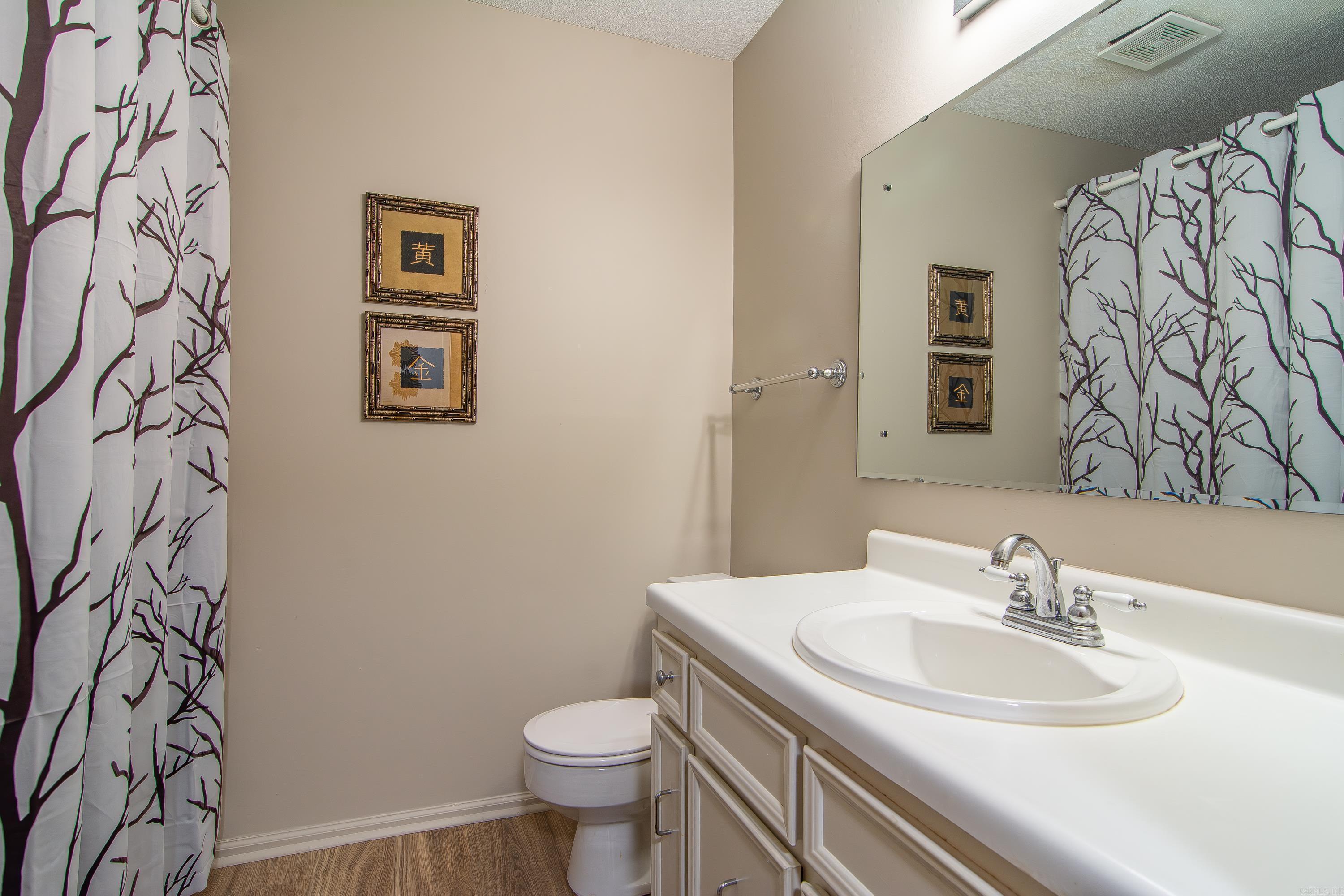 INDIAN HILLS - Residential