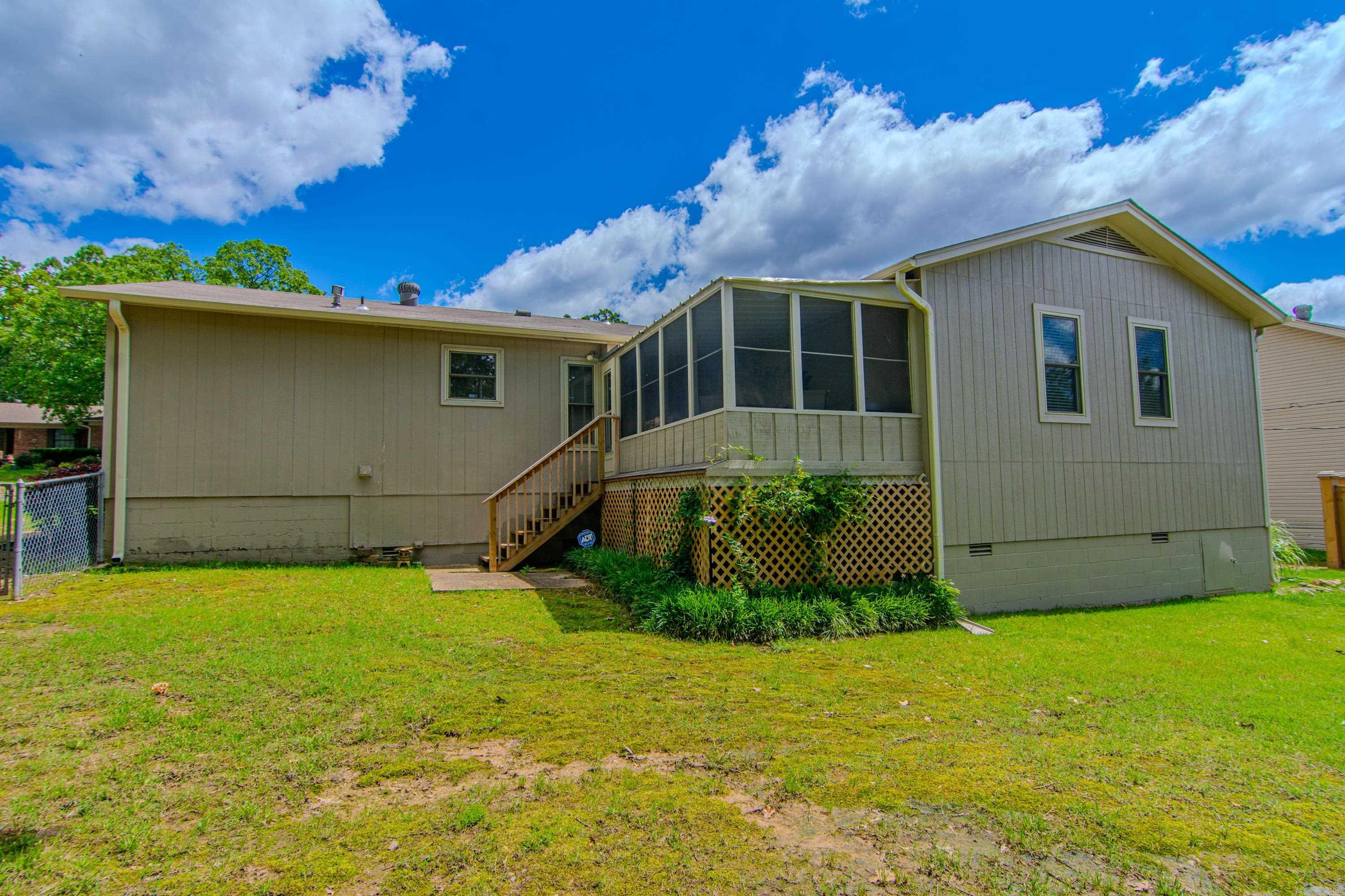 INDIAN HILLS - Residential