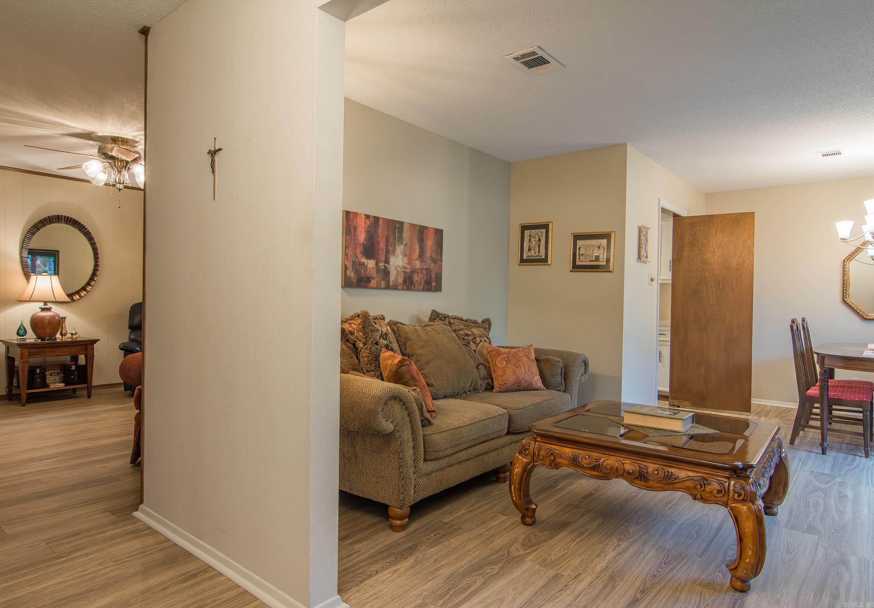 INDIAN HILLS - Residential