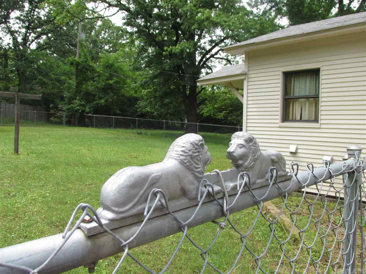 BARROW JOHN - Residential