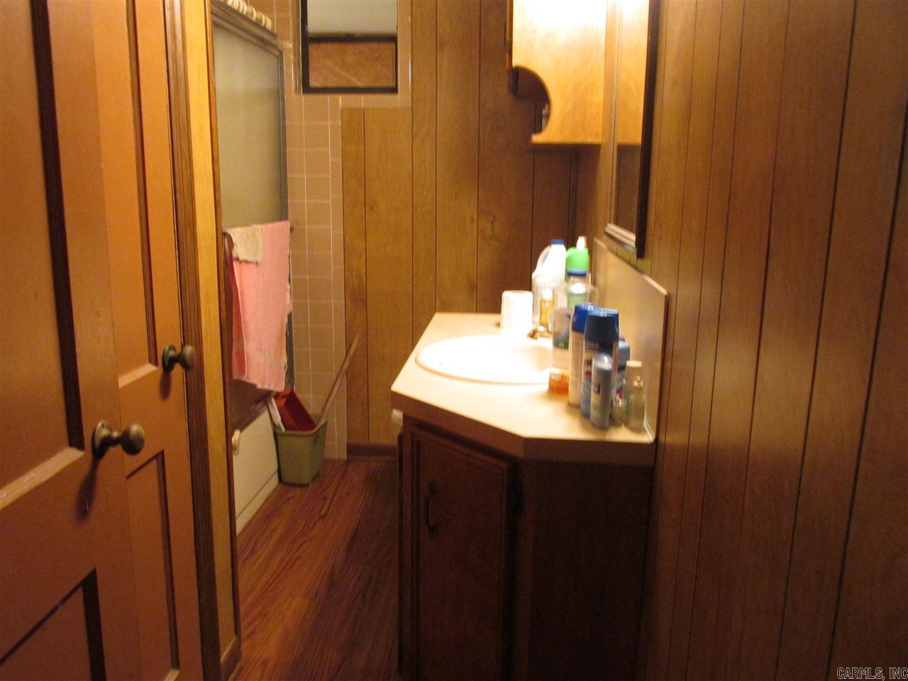 BARROW JOHN - Residential