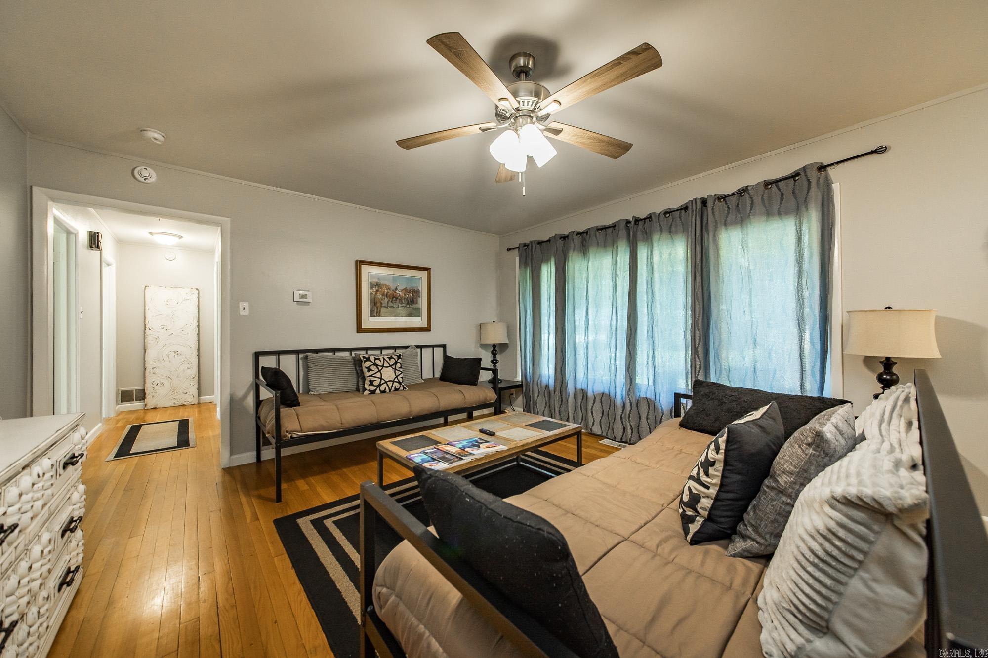 BROWNS - Residential