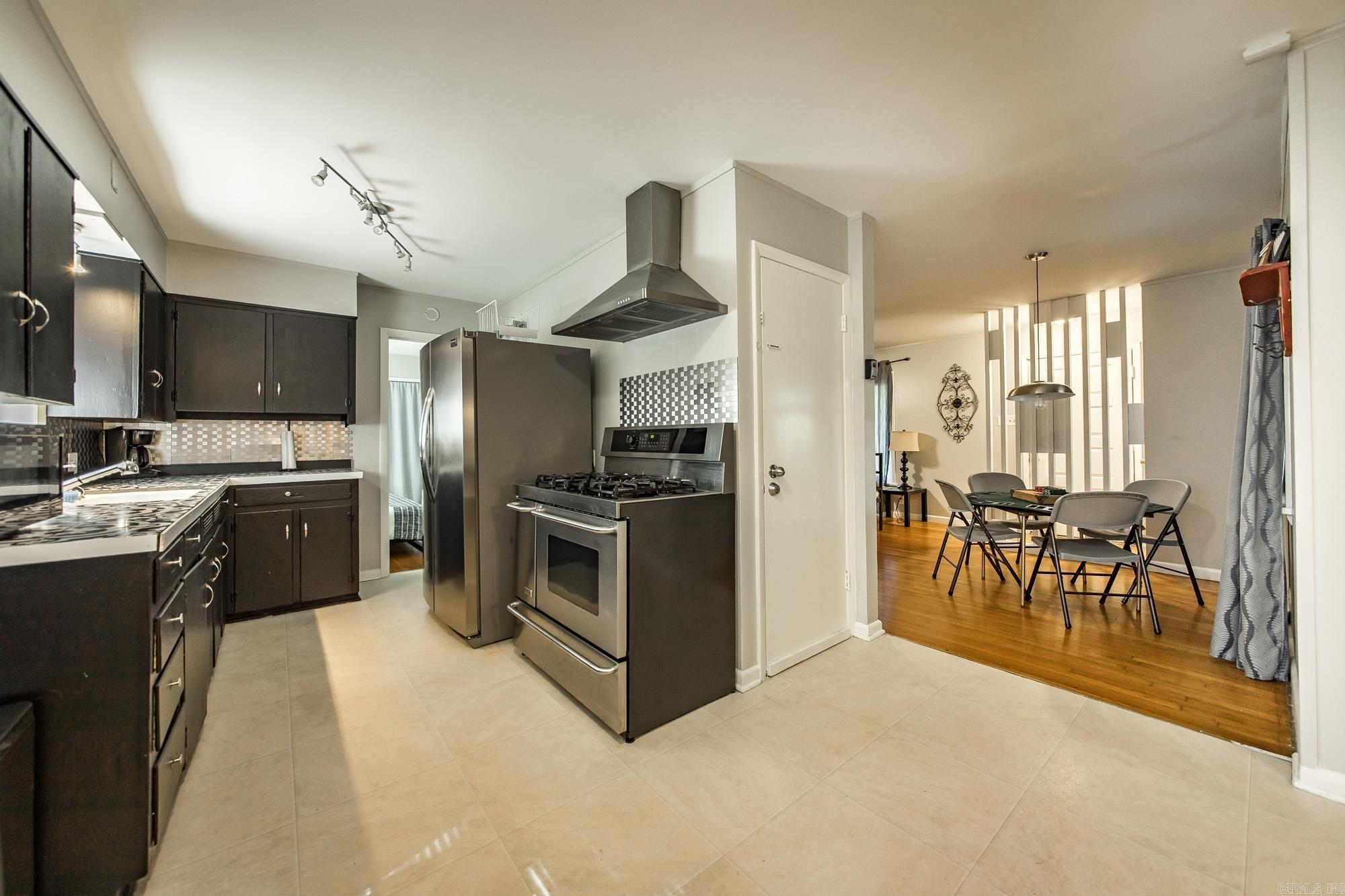 BROWNS - Residential